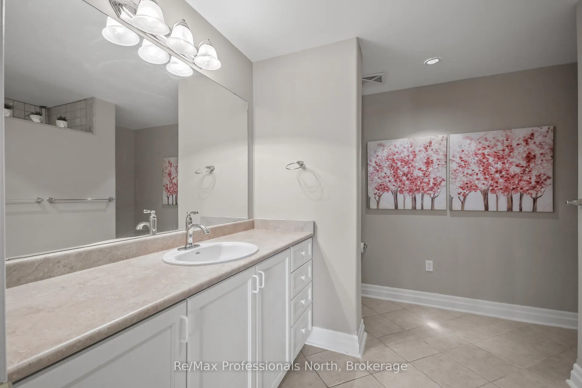 Photo 14 of Unit 403, 110 Steamship Bay Road, Gravenhurst, Muskoka (S) — HOMEH