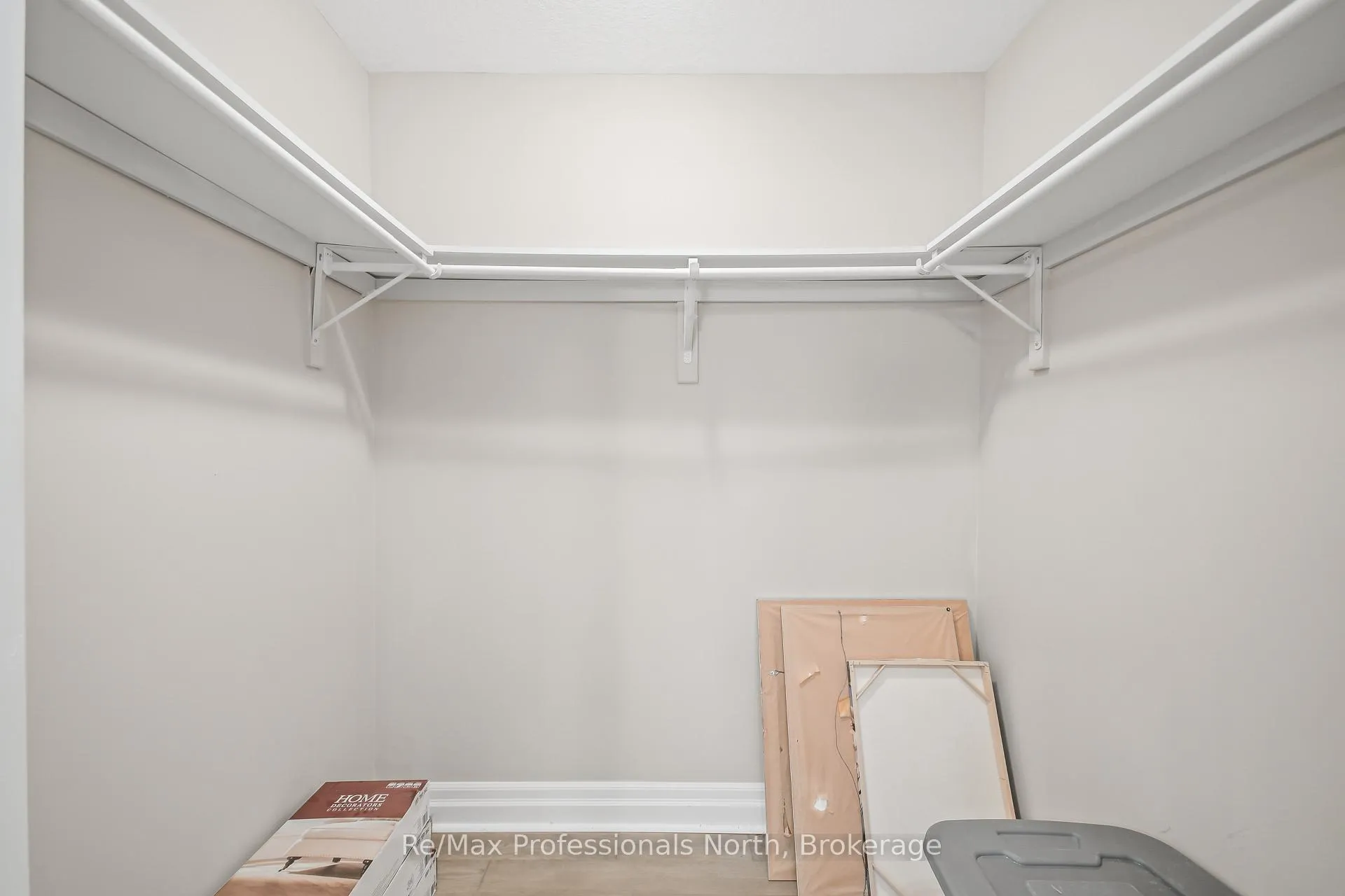 Photo 15 of Unit 403, 110 Steamship Bay Road, Gravenhurst, Muskoka (S) — HOMEH