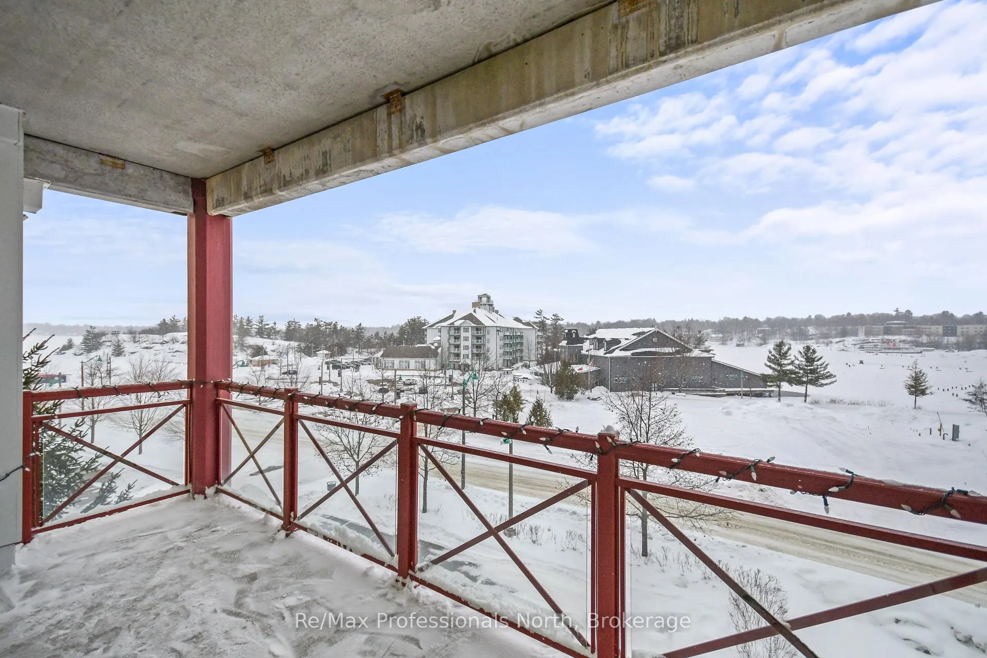 Photo 22 of Unit 403, 110 Steamship Bay Road, Gravenhurst, Muskoka (S) — HOMEH