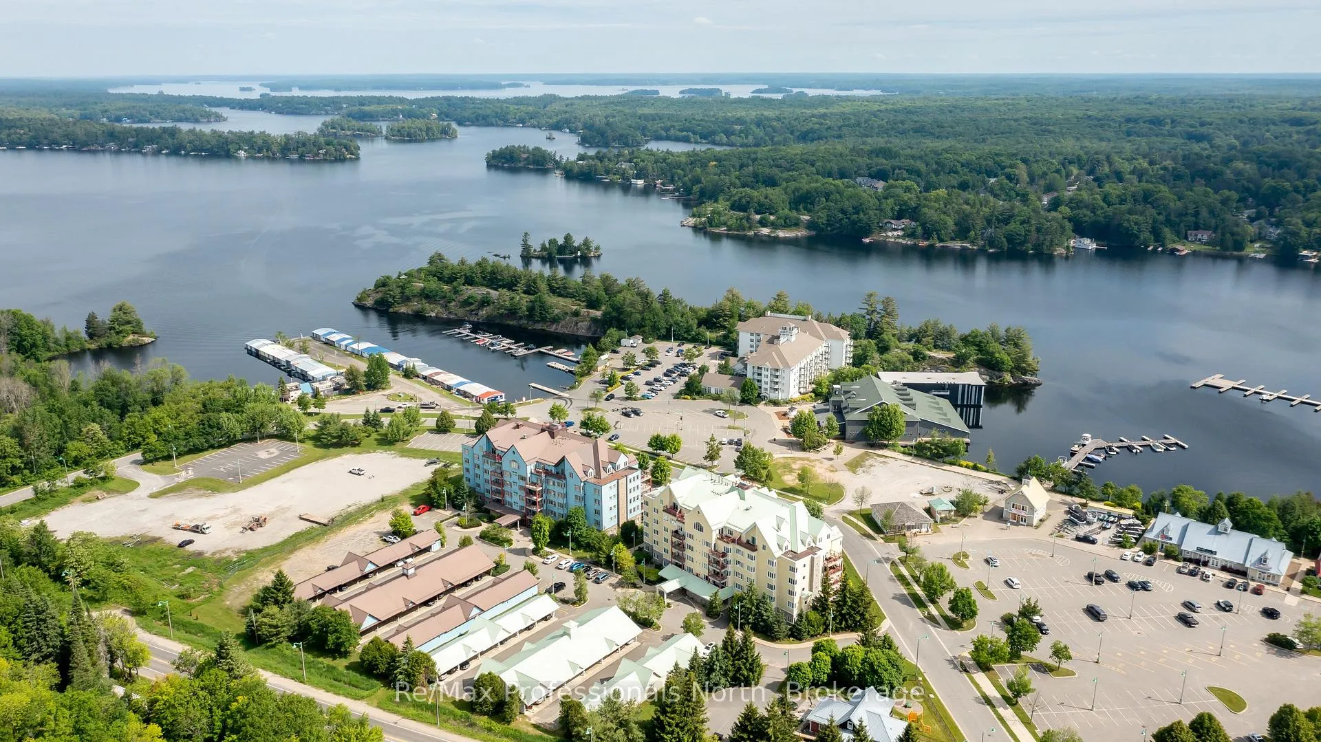 Photo 32 of Unit 403, 110 Steamship Bay Road, Gravenhurst, Muskoka (S) — HOMEH