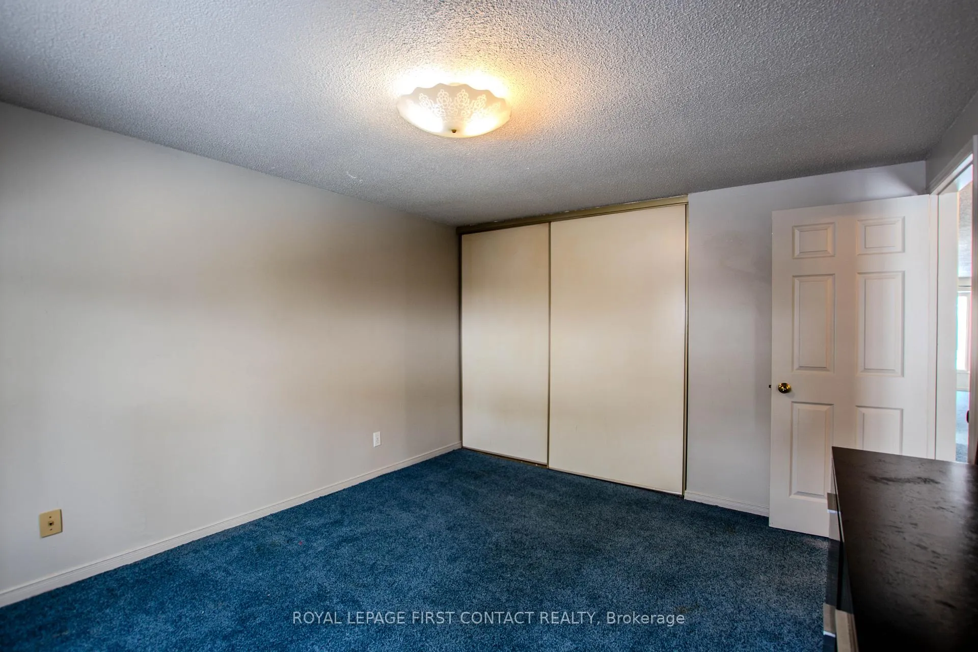 Photo 6 of 27 Royal Oak Drive, Innisfil, Cookstown — HOMEH