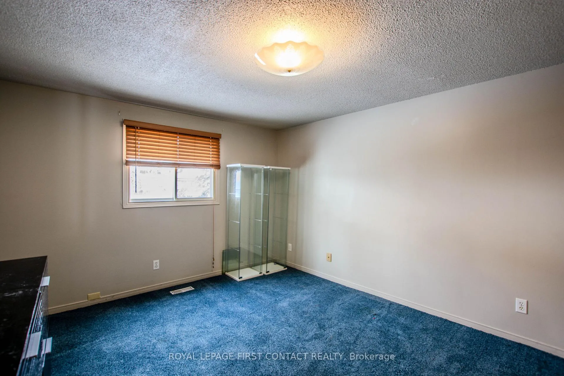 Photo 7 of 27 Royal Oak Drive, Innisfil, Cookstown — HOMEH