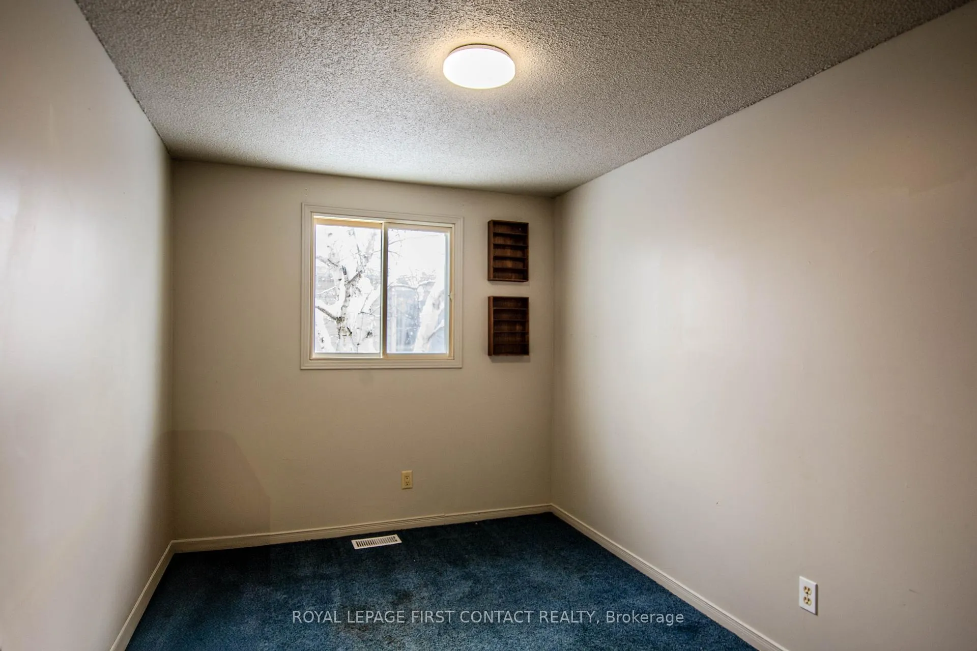 Photo 9 of 27 Royal Oak Drive, Innisfil, Cookstown — HOMEH