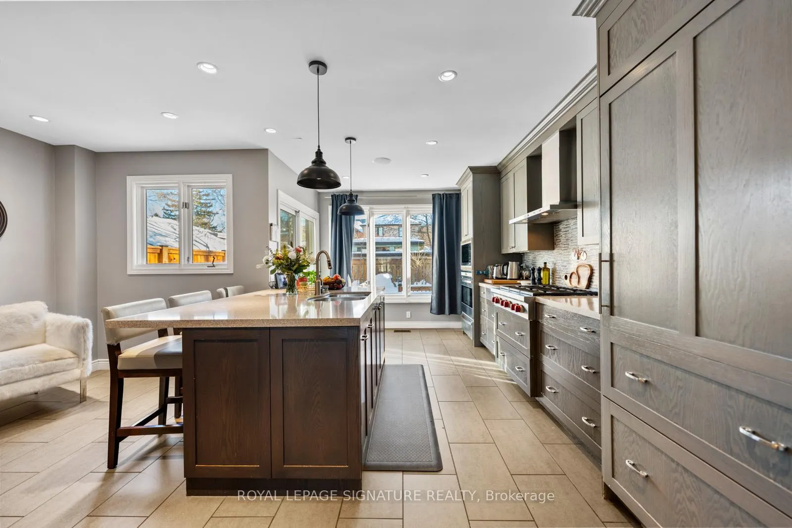 Photo 8 of 155 Blantyre Avenue, Toronto, East End-Danforth — HOMEH