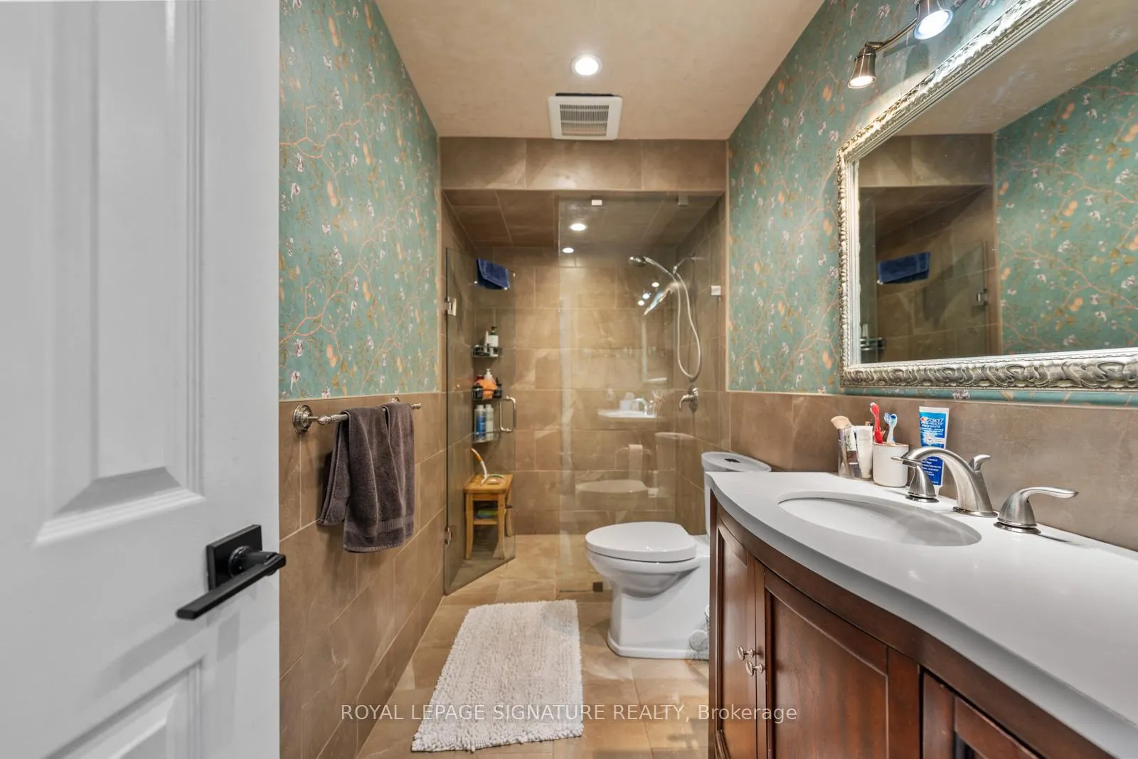 Photo 22 of 155 Blantyre Avenue, Toronto, East End-Danforth — HOMEH