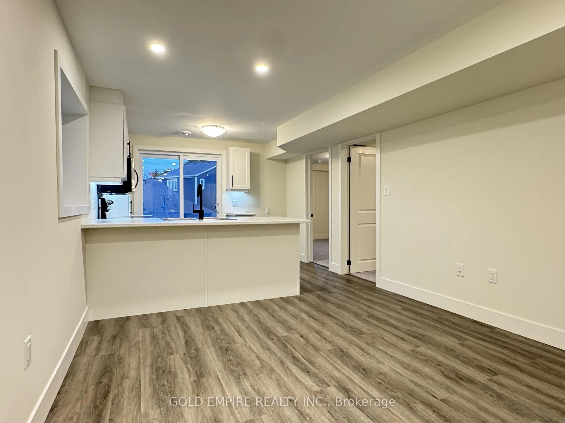 Photo 7 of Unit LOWER, 30 Julie Crescent, London, South J — HOMEH