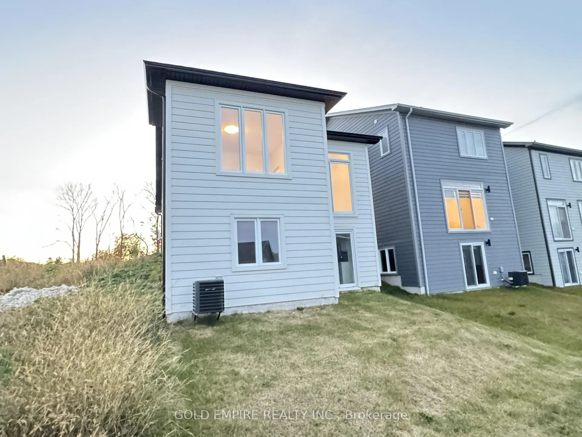 Photo 21 of Unit LOWER, 30 Julie Crescent, London, South J — HOMEH