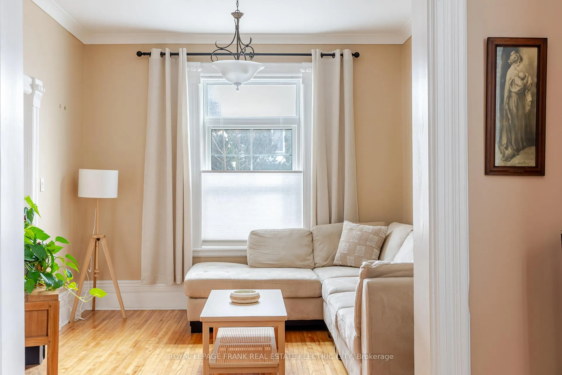 Photo 17 of 598 Sherbrooke Street, Peterborough, Town Ward 3 — HOMEH