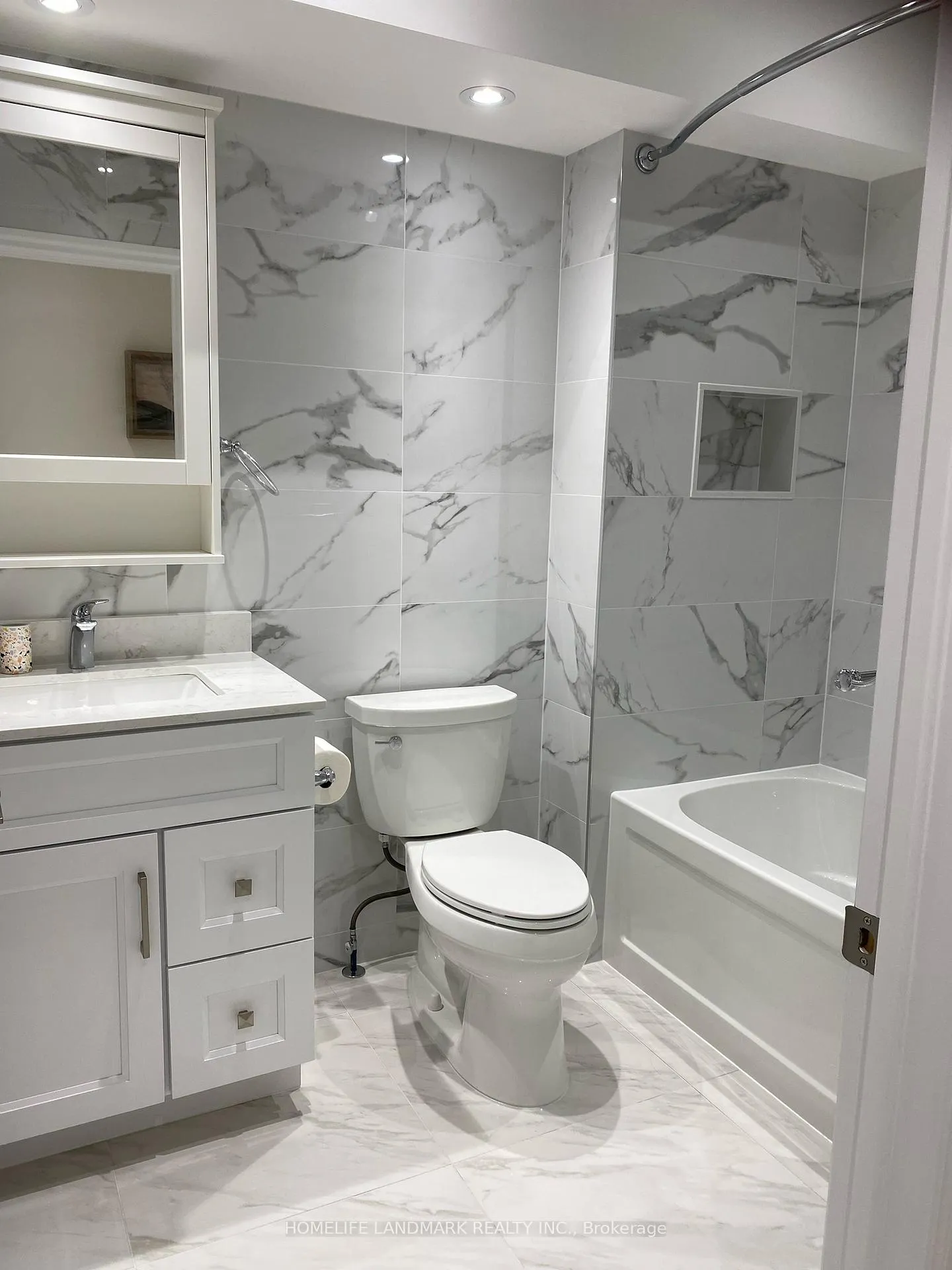 Photo 7 of 1027 Pape Avenue, Toronto, Danforth Village-East York — HOMEH