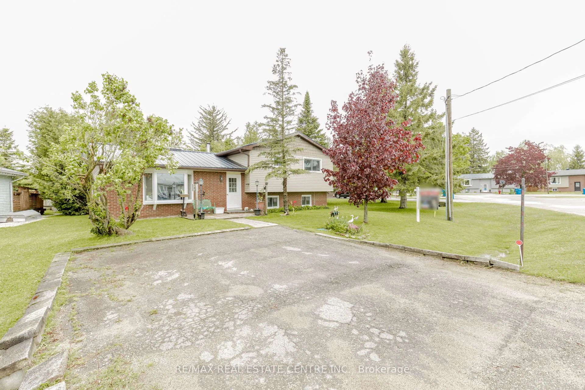 Photo 1 of 14 Pine Court, Southgate — HOMEH