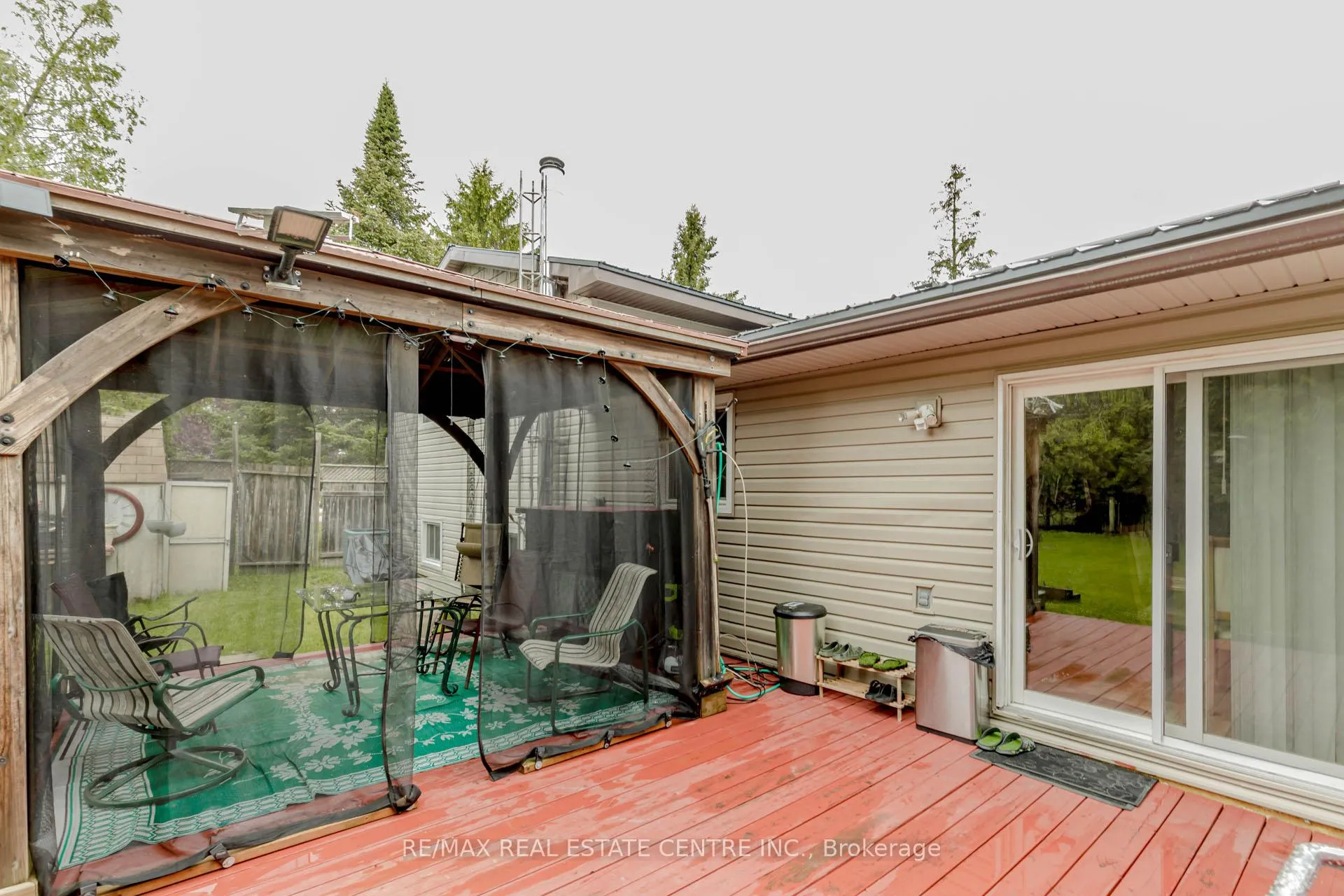 Photo 24 of 14 Pine Court, Southgate — HOMEH
