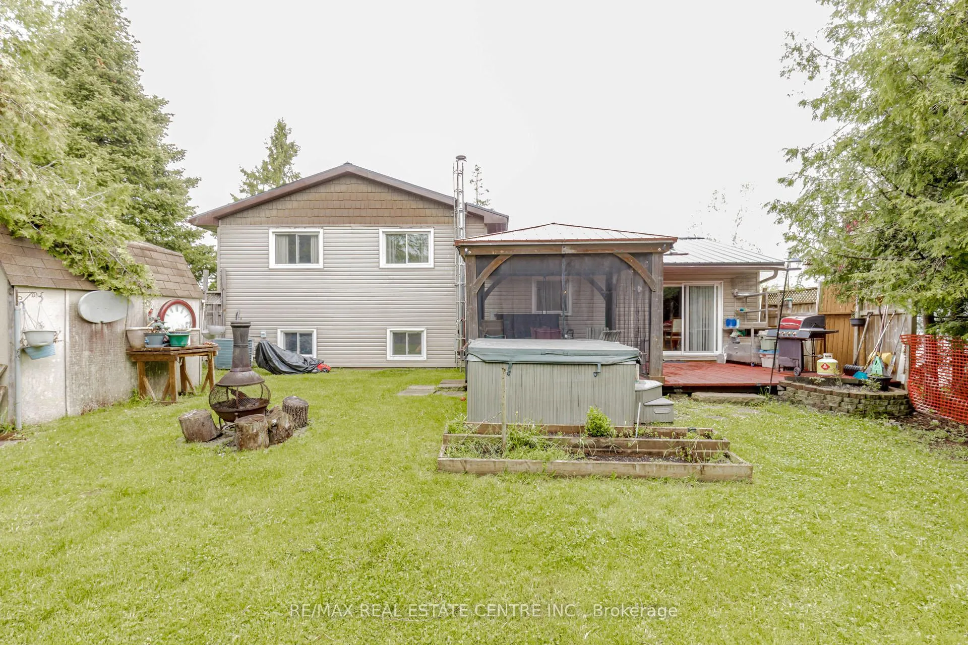 Photo 28 of 14 Pine Court, Southgate — HOMEH
