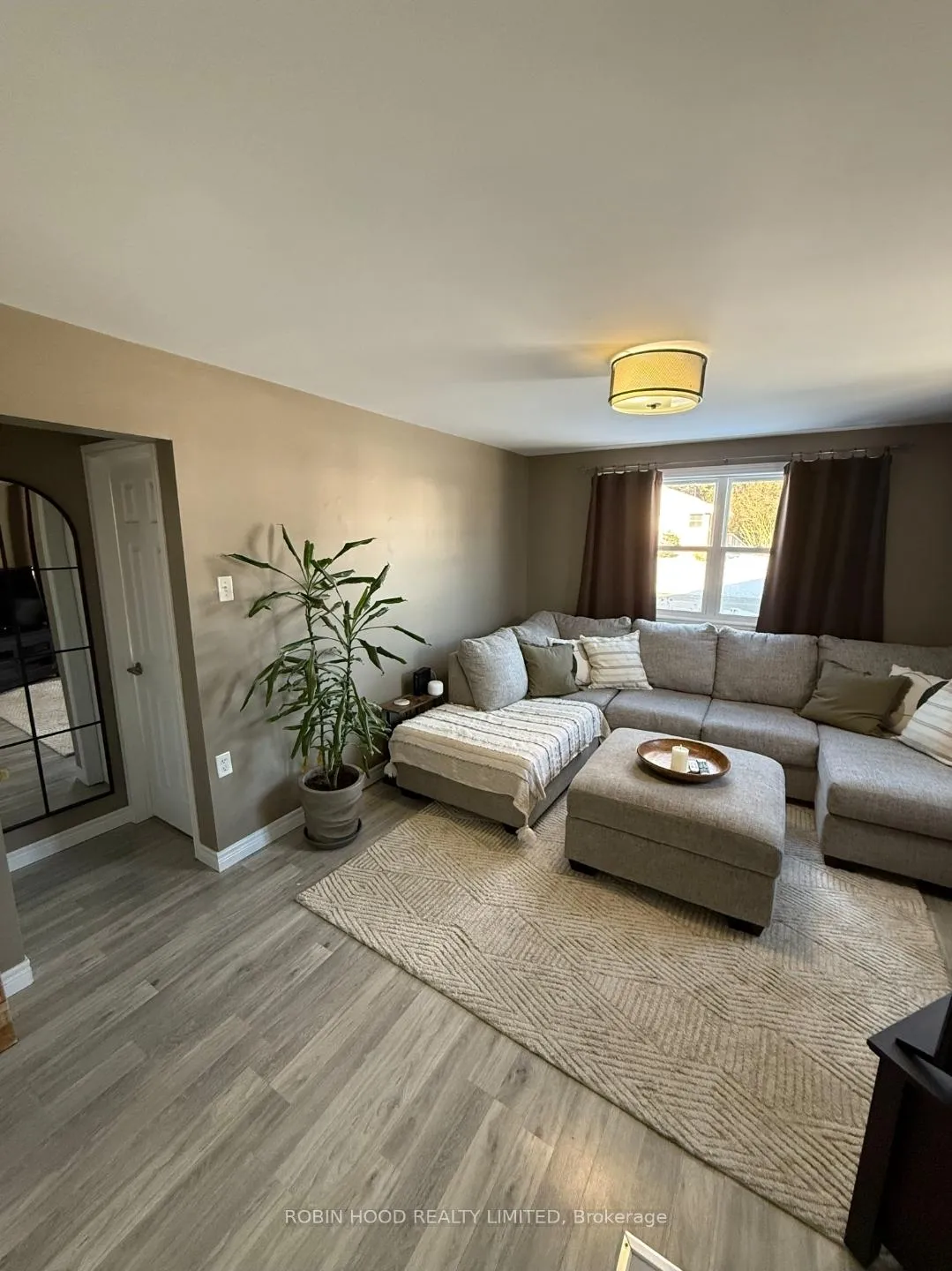 Photo 5 of Unit 323, 323 Mcnaughton Avenue E, Chatham-Kent, Chatham — HOMEH