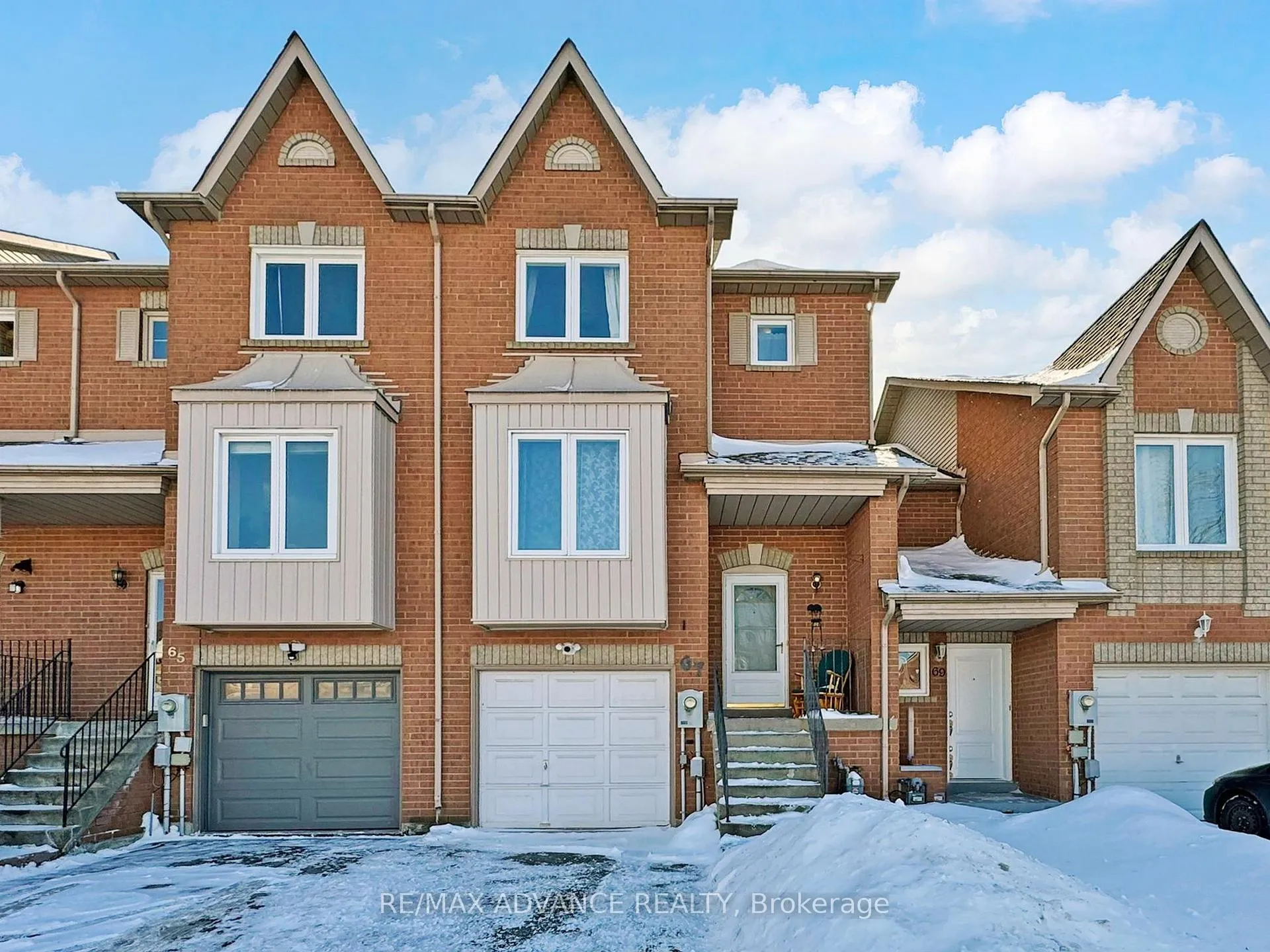 Photo 1 of 67 Kelso Crescent, Vaughan, Maple — HOMEH