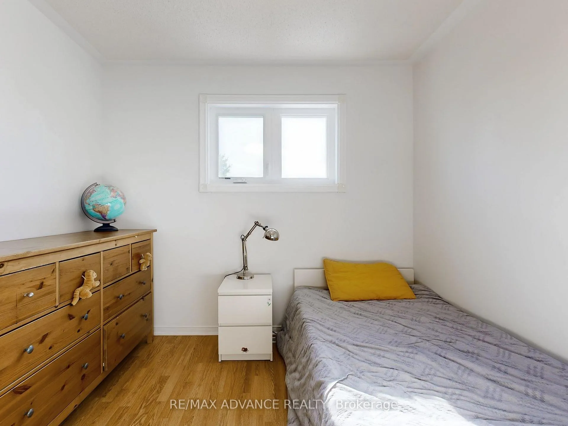 Photo 17 of 67 Kelso Crescent, Vaughan, Maple — HOMEH