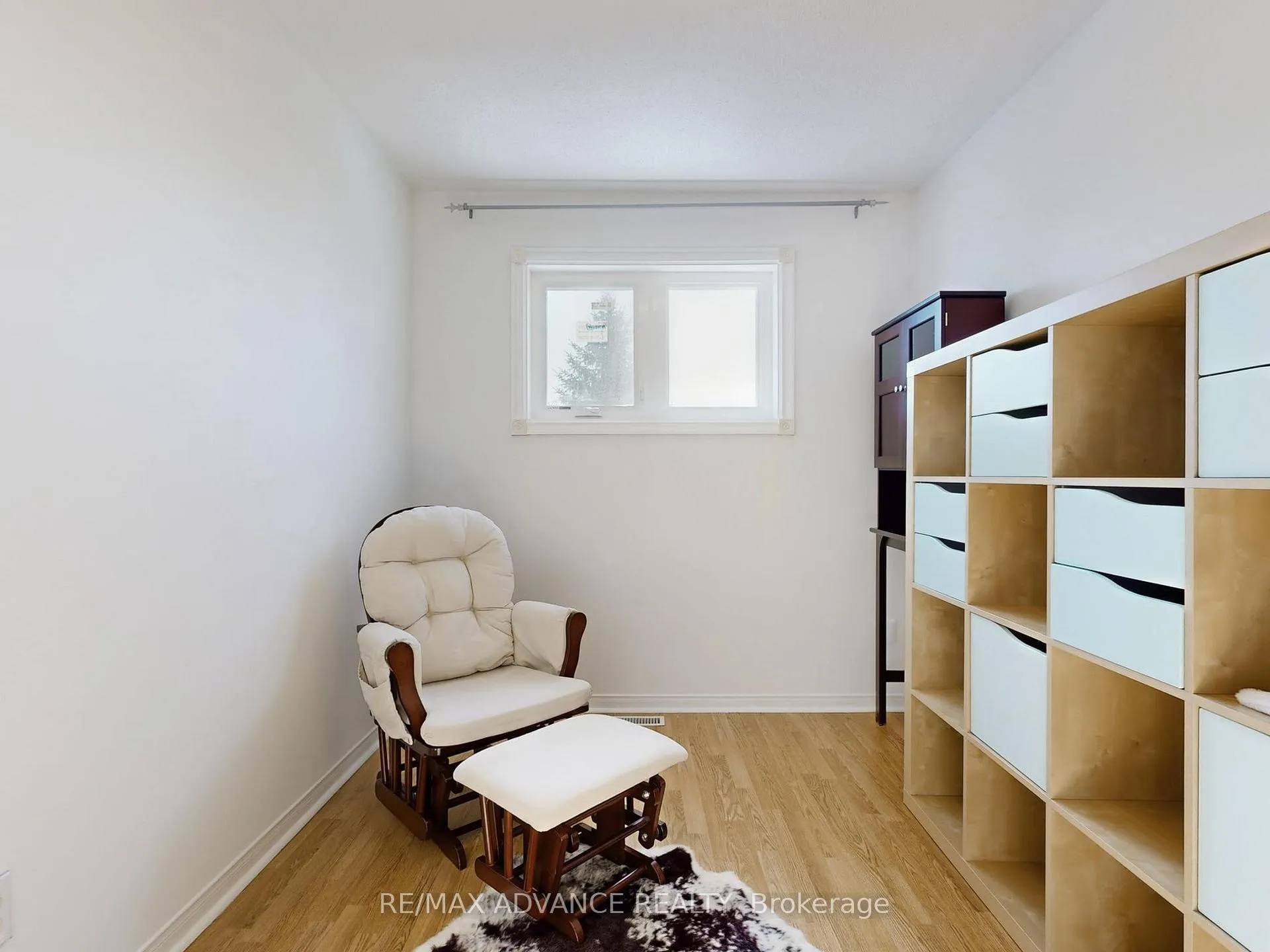 Photo 18 of 67 Kelso Crescent, Vaughan, Maple — HOMEH