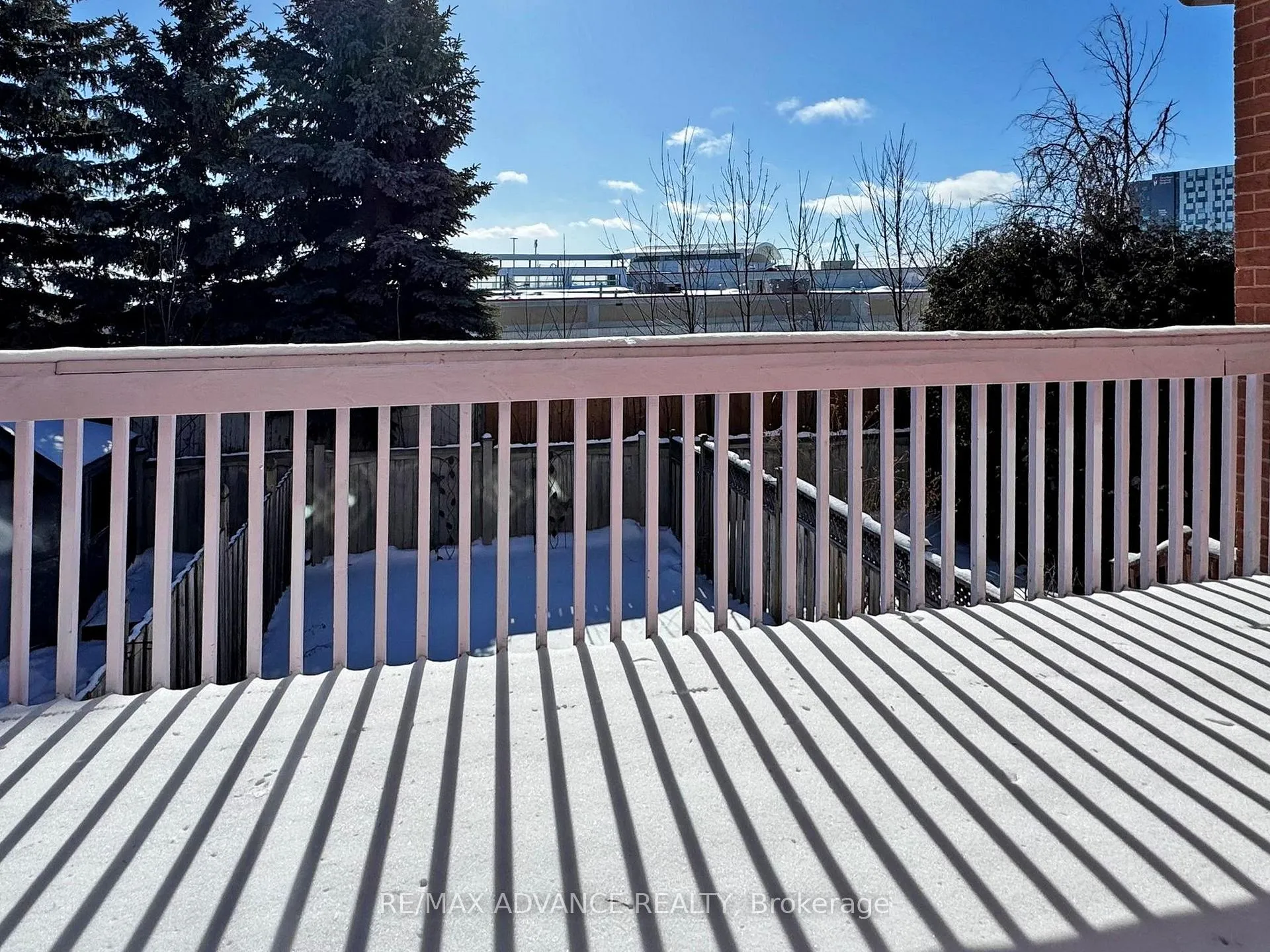 Photo 23 of 67 Kelso Crescent, Vaughan, Maple — HOMEH