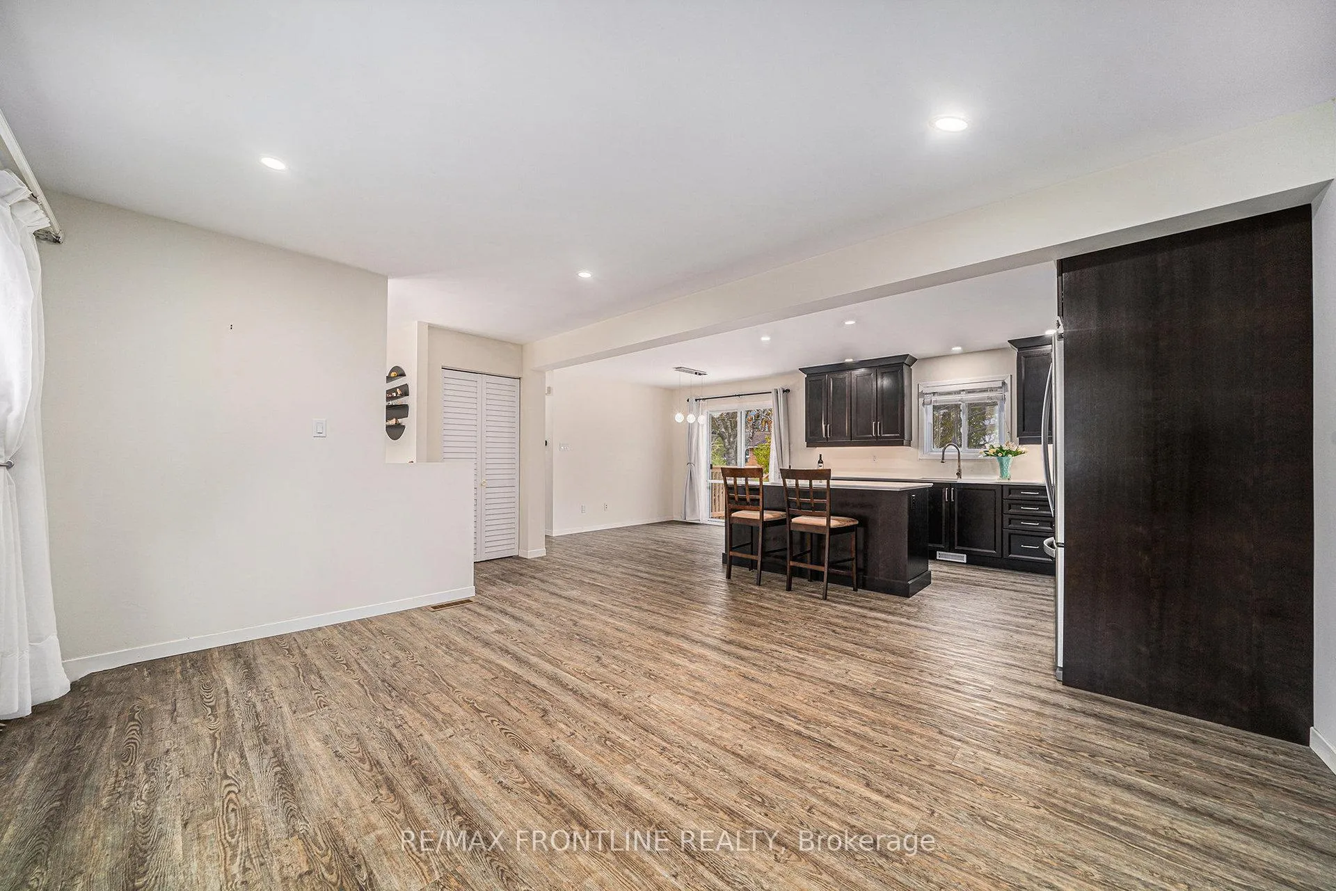 Photo 8 of 12 Morgan Avenue, Perth — HOMEH