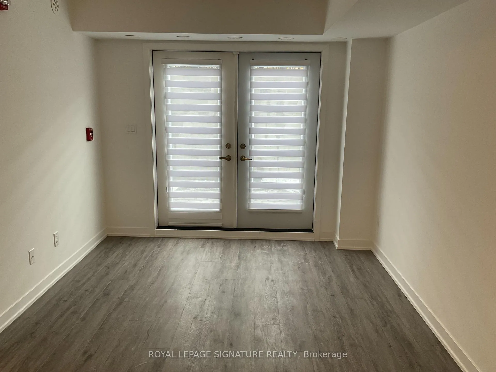 Photo 4 of Unit 4, 16 Marquette Avenue, Toronto, Englemount-Lawrence — HOMEH