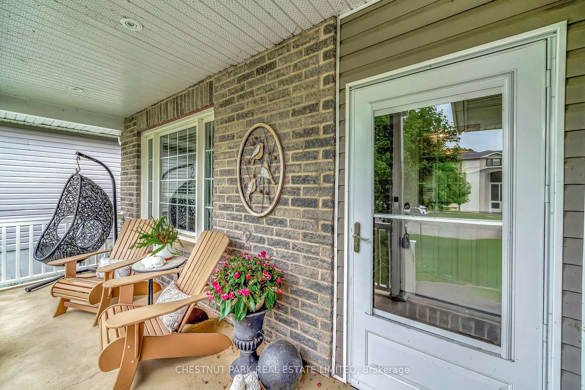 Photo 2 of 140 Islandview Drive, Loyalist, Amherstview — HOMEH
