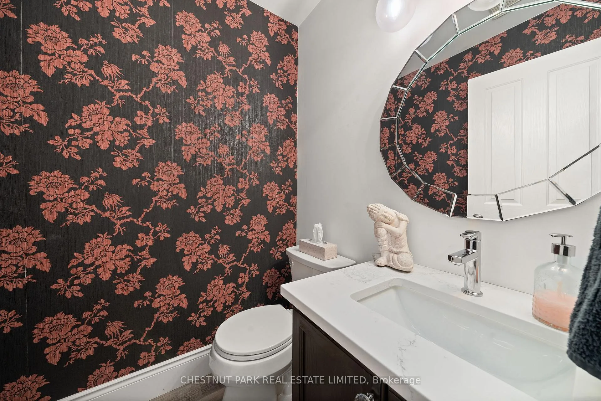 Photo 20 of 140 Islandview Drive, Loyalist, Amherstview — HOMEH