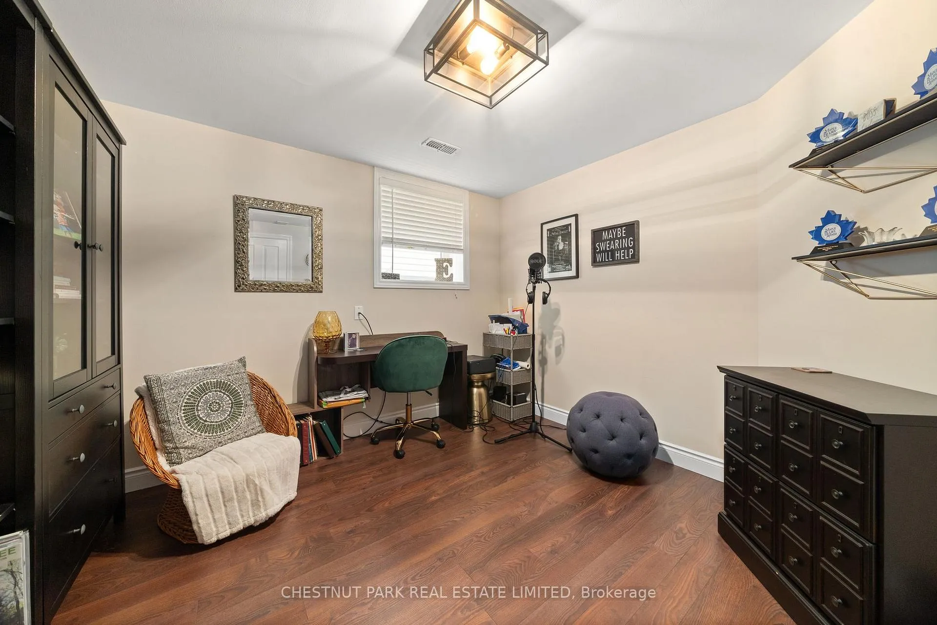 Photo 23 of 140 Islandview Drive, Loyalist, Amherstview — HOMEH