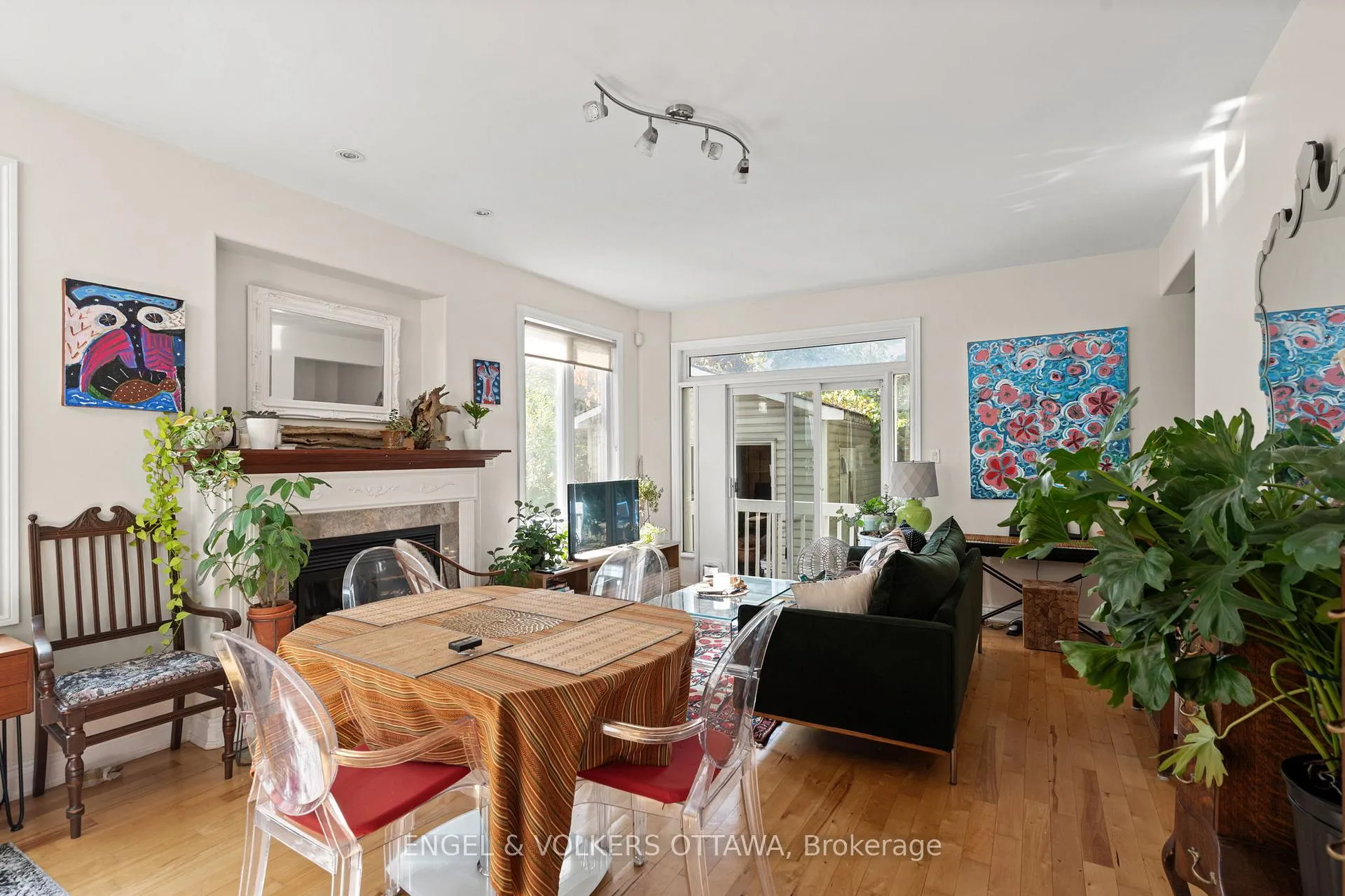 Photo 19 of Unit A & B, 116 Cambridge Street, Ottawa, West Centre Town — HOMEH