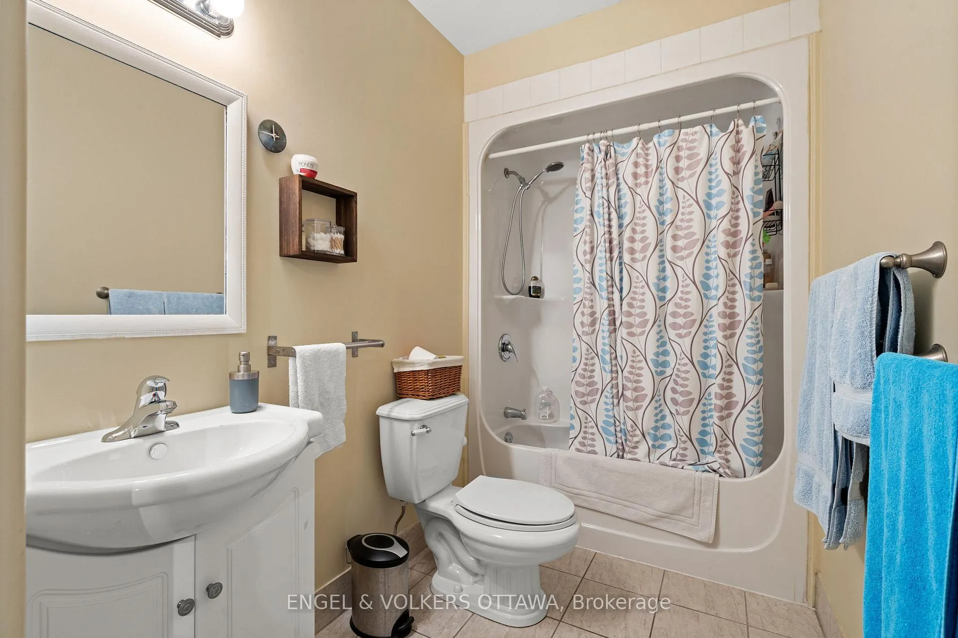 Photo 20 of Unit A & B, 116 Cambridge Street, Ottawa, West Centre Town — HOMEH
