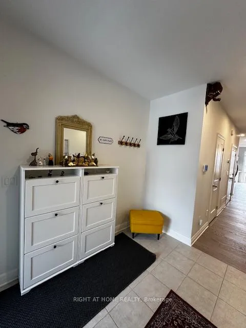 Photo 5 of 26 Stanhope Court, Ottawa, Barrhaven - Stonebridge — HOMEH