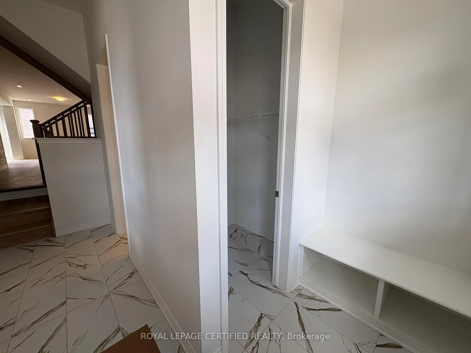 Photo 5 of 1368 Copley Court, Milton, Bowes — HOMEH