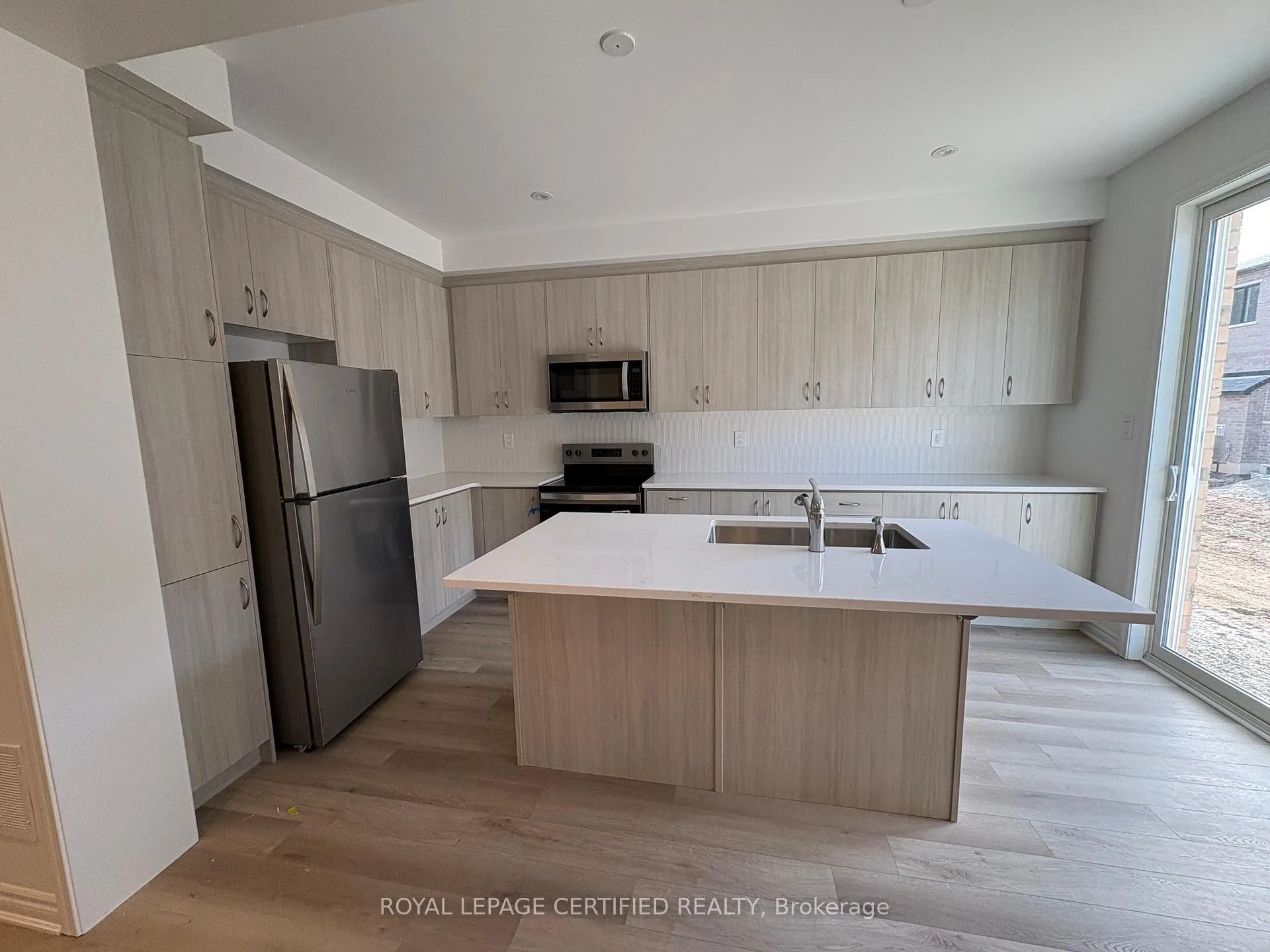 Photo 11 of 1368 Copley Court, Milton, Bowes — HOMEH