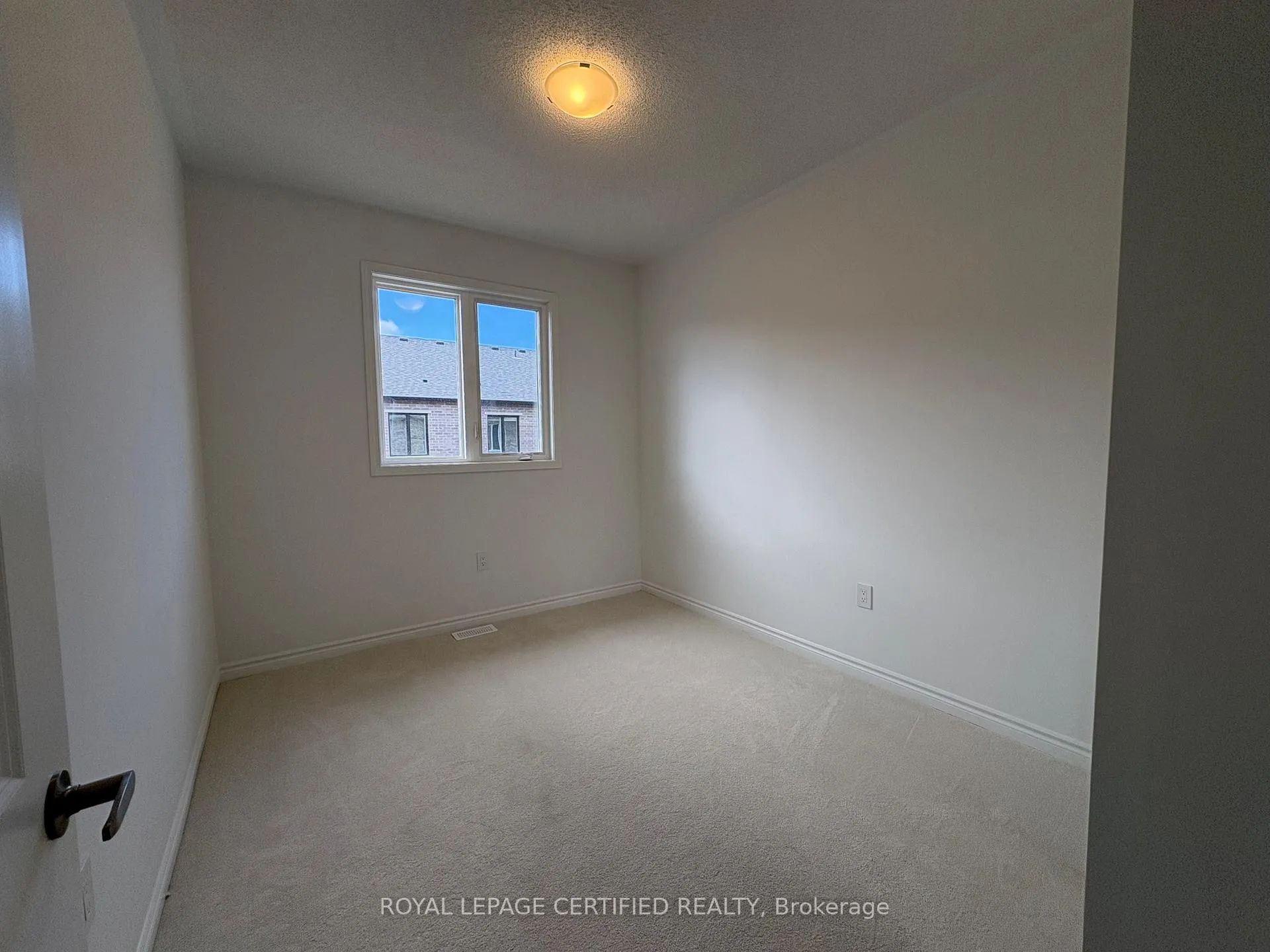 Photo 14 of 1368 Copley Court, Milton, Bowes — HOMEH