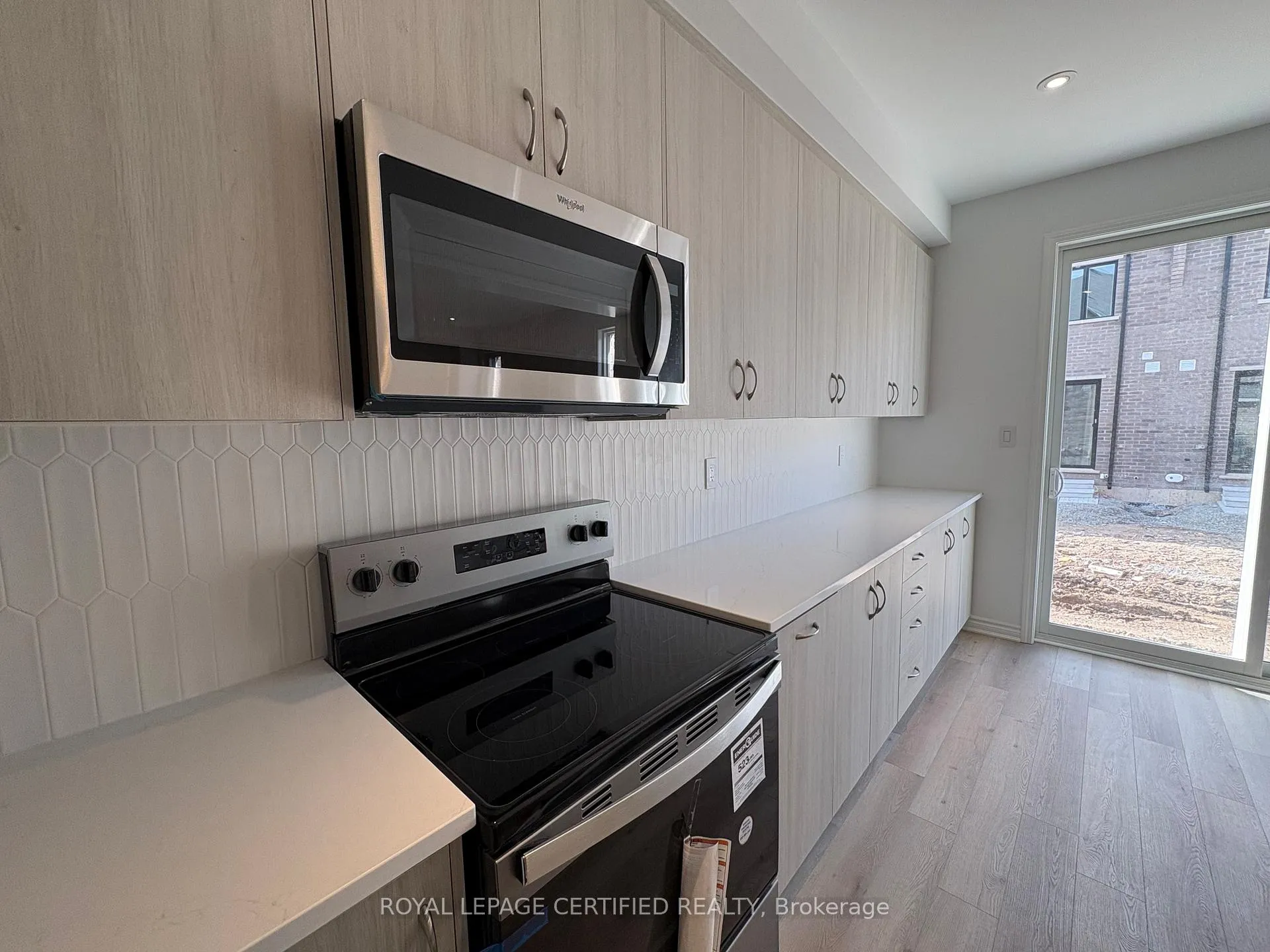 Photo 16 of 1368 Copley Court, Milton, Bowes — HOMEH