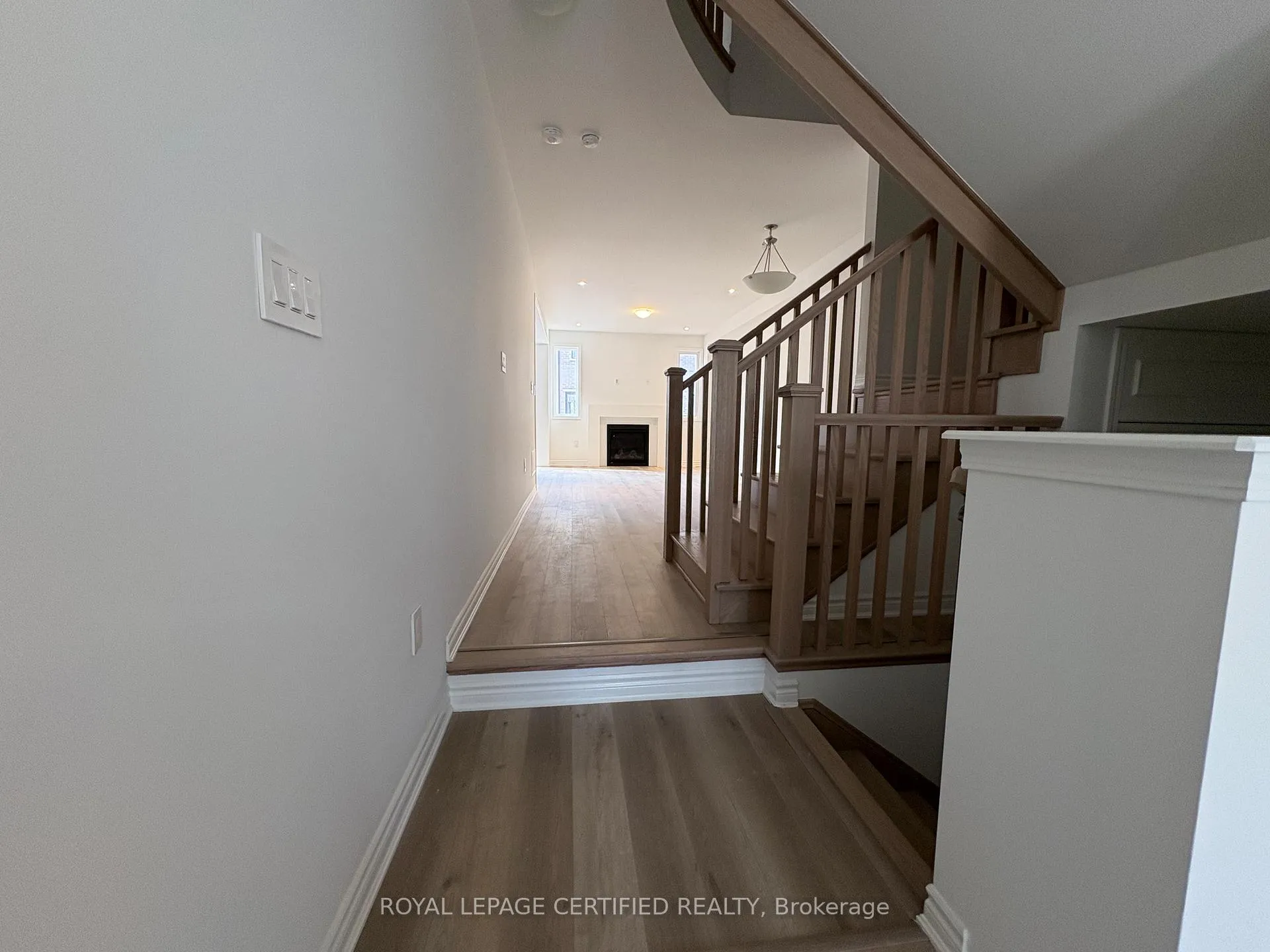Photo 17 of 1368 Copley Court, Milton, Bowes — HOMEH