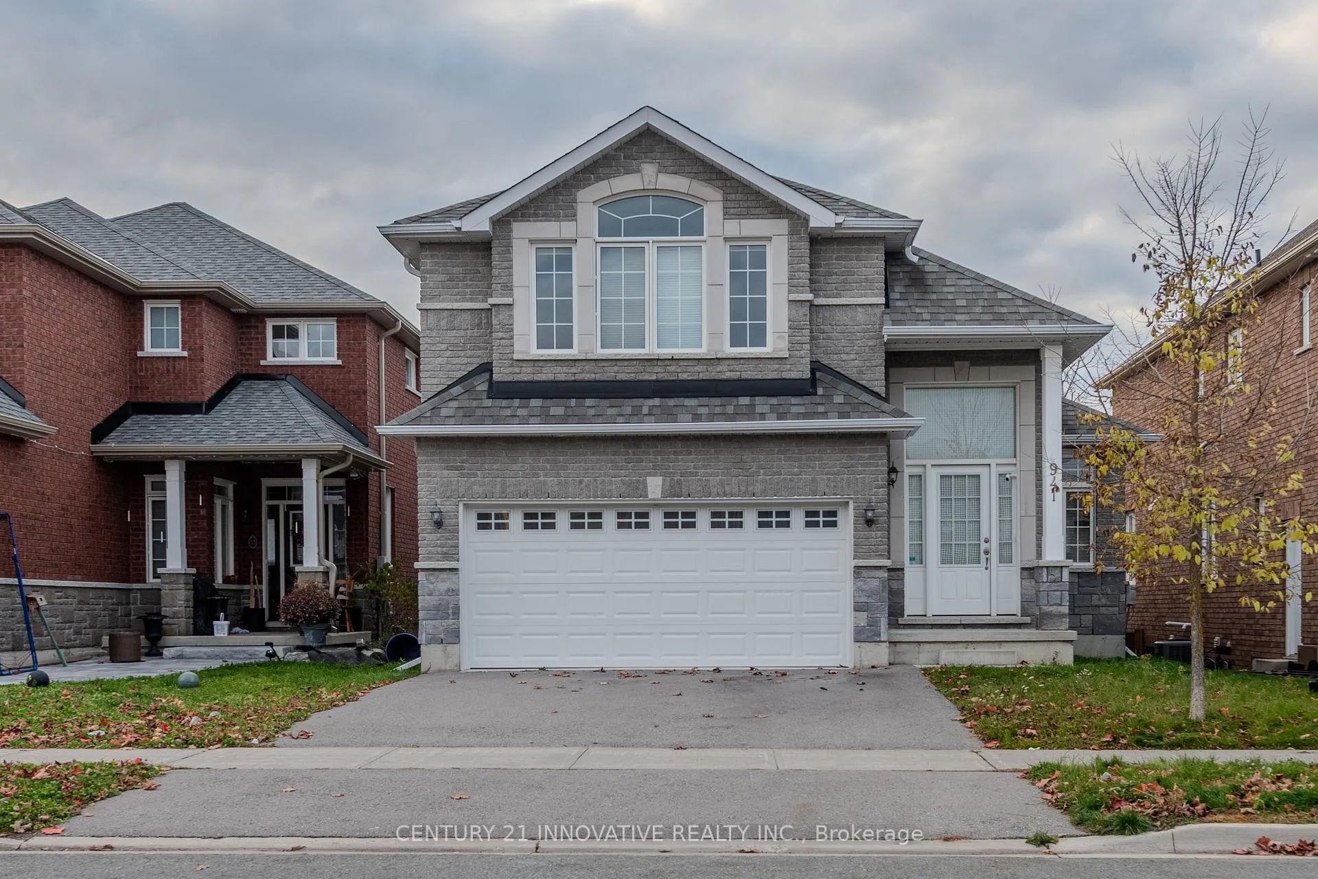 Photo 1 of 941 Avery Avenue, Peterborough, Monaghan Ward 2 — HOMEH
