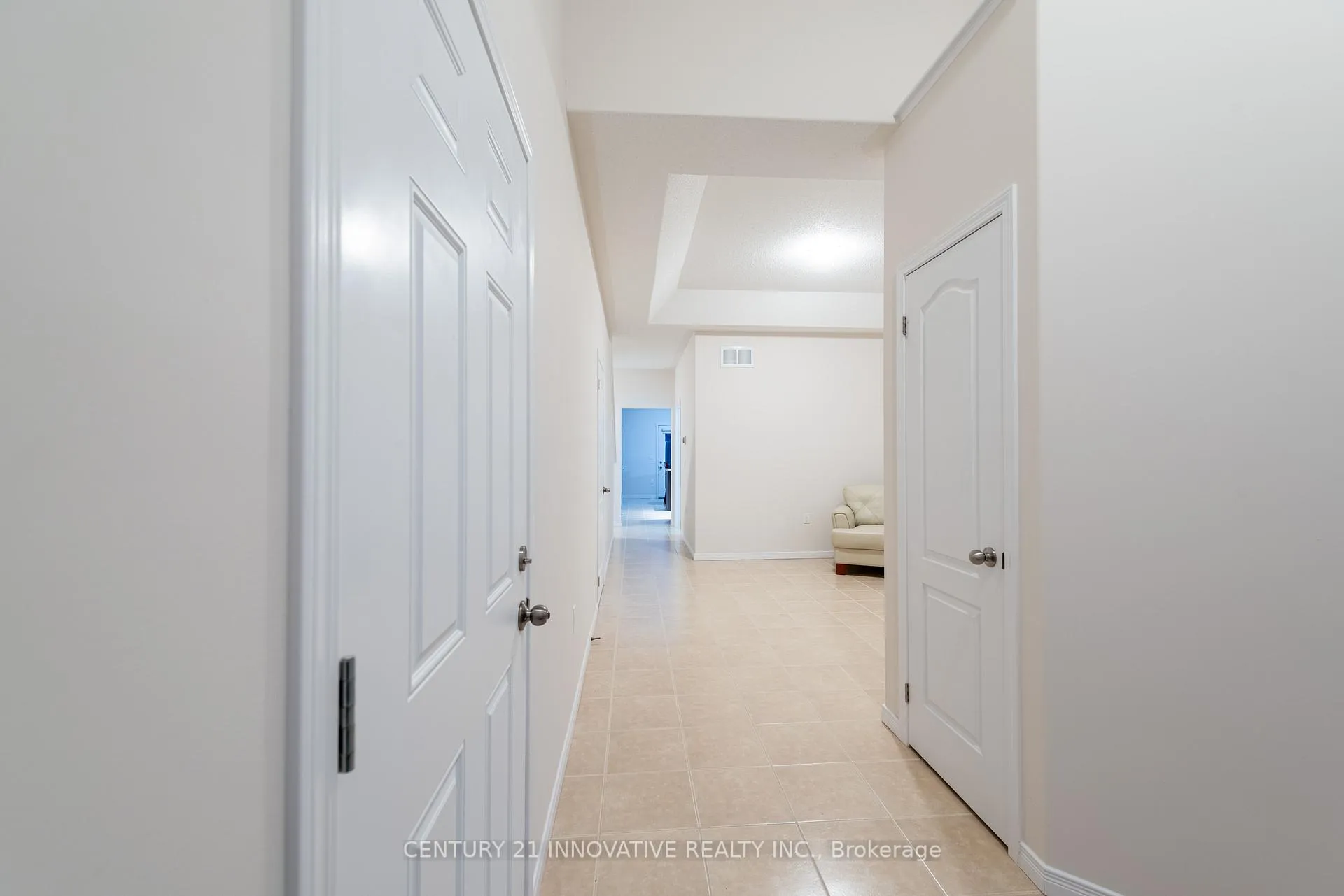 Photo 4 of 941 Avery Avenue, Peterborough, Monaghan Ward 2 — HOMEH