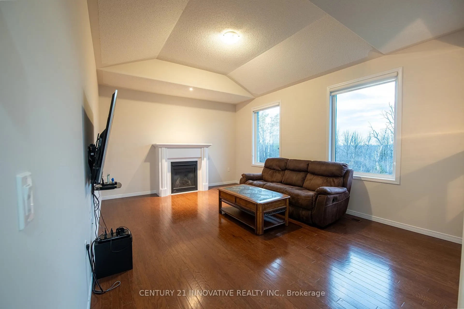 Photo 12 of 941 Avery Avenue, Peterborough, Monaghan Ward 2 — HOMEH