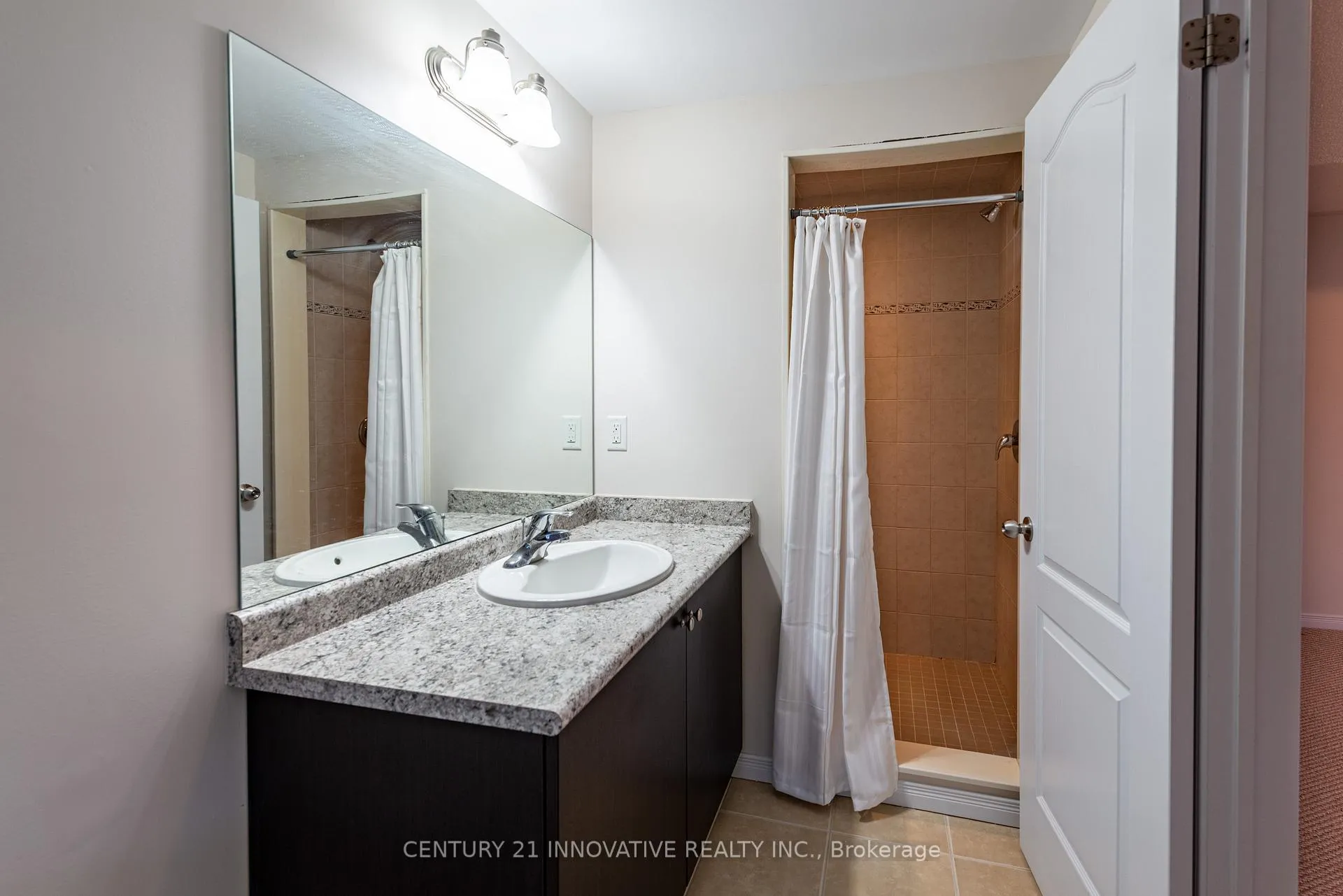Photo 20 of 941 Avery Avenue, Peterborough, Monaghan Ward 2 — HOMEH