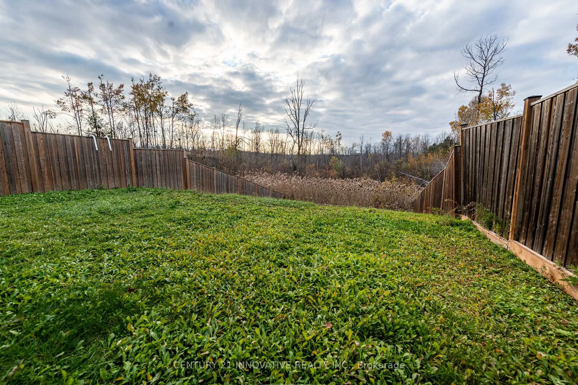 Photo 36 of 941 Avery Avenue, Peterborough, Monaghan Ward 2 — HOMEH