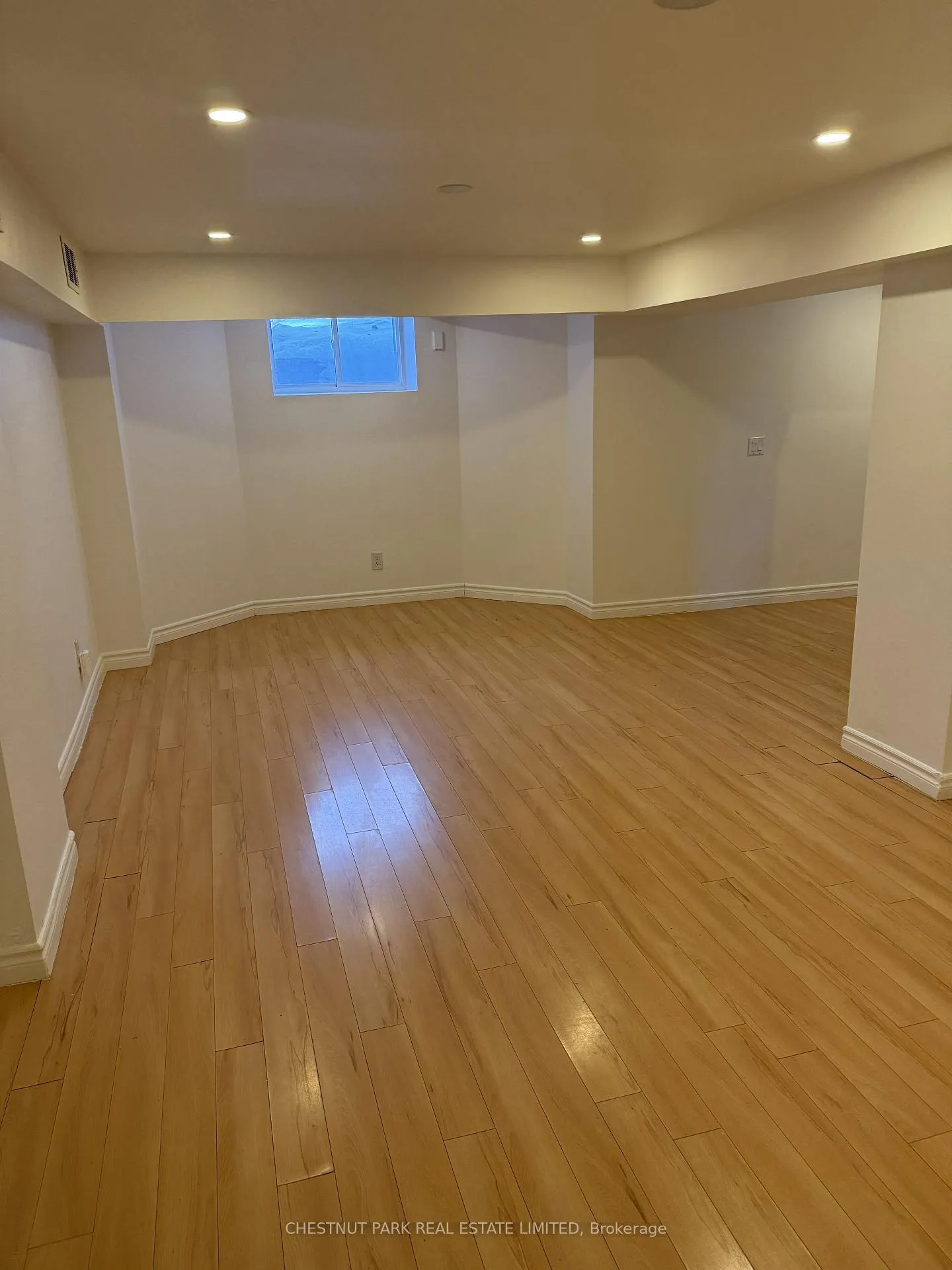 Photo 4 of Unit 3, 43 Elm Avenue, Toronto, Rosedale-Moore Park — HOMEH