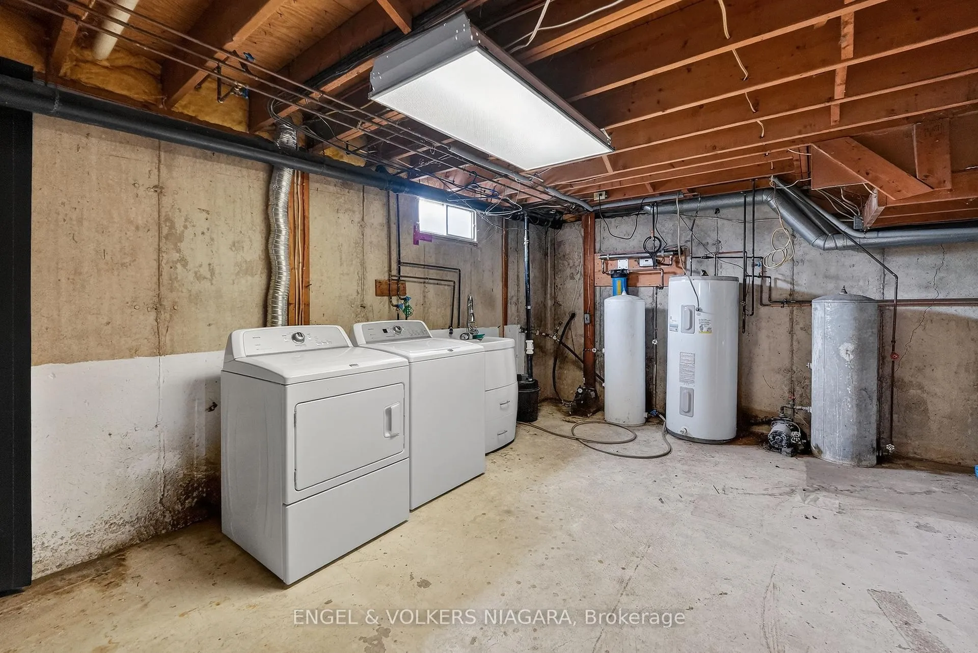 Photo 24 of 40298 Youngs Road N, Wainfleet, Marshville/Winger — HOMEH