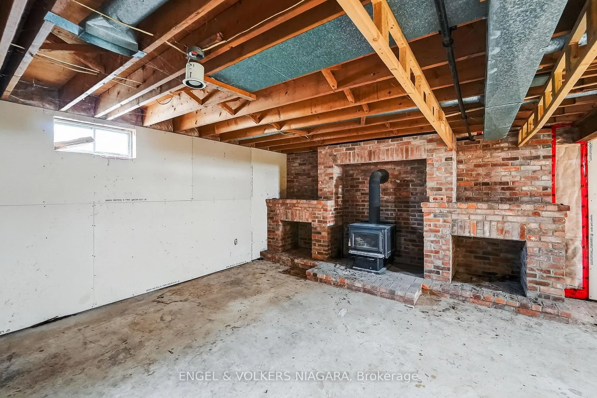 Photo 25 of 40298 Youngs Road N, Wainfleet, Marshville/Winger — HOMEH
