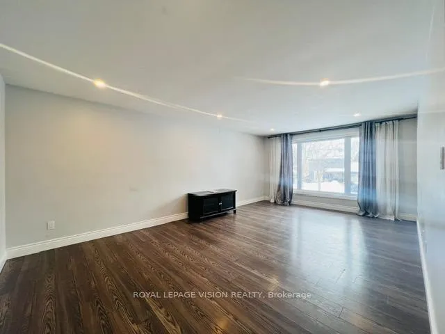 Photo 10 of Unit Upper, 461 Paddington Crescent, Oshawa, Centennial — HOMEH