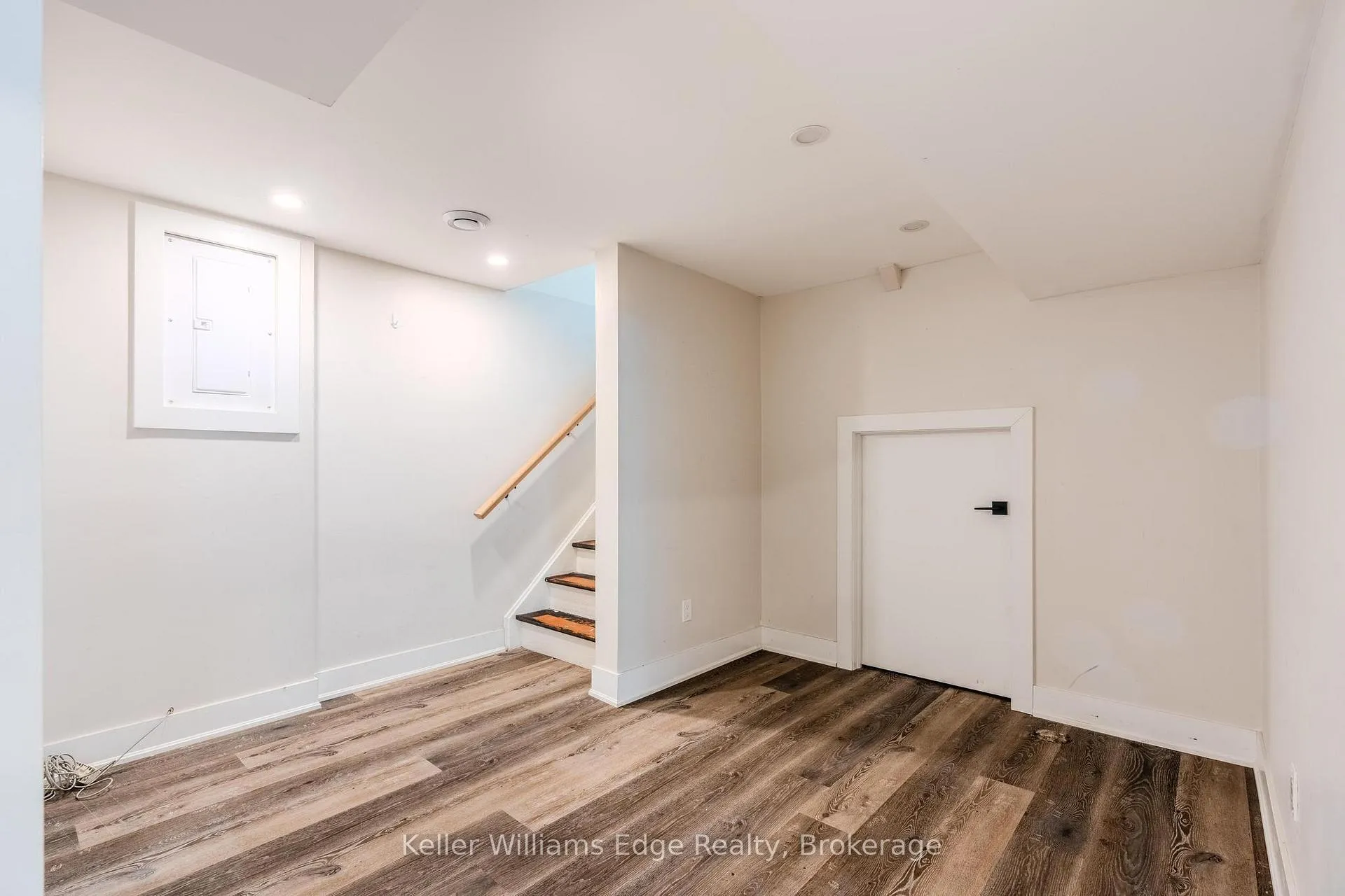 Photo 2 of Unit 2, 16 Ronaldshay Avenue, Hamilton, Greeningdon — HOMEH