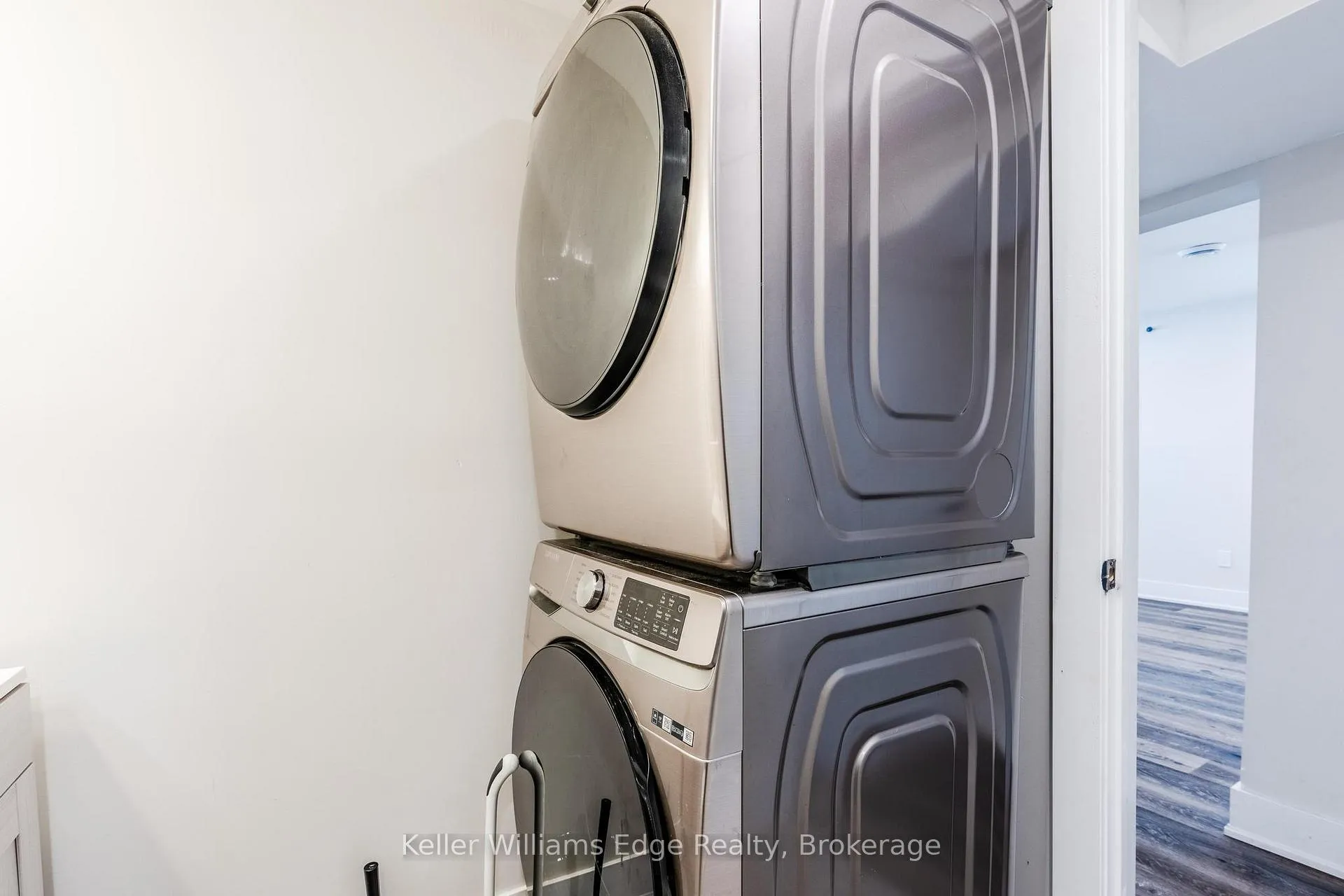 Photo 5 of Unit 2, 16 Ronaldshay Avenue, Hamilton, Greeningdon — HOMEH
