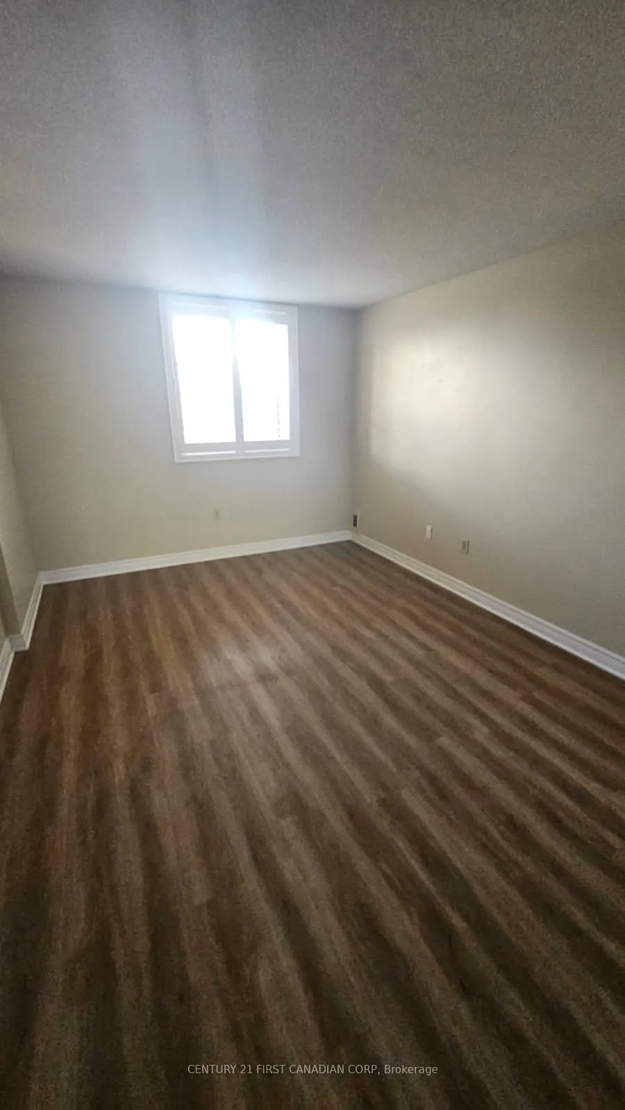 Photo 7 of Unit 412, 600 Talbot Street, London, East F — HOMEH
