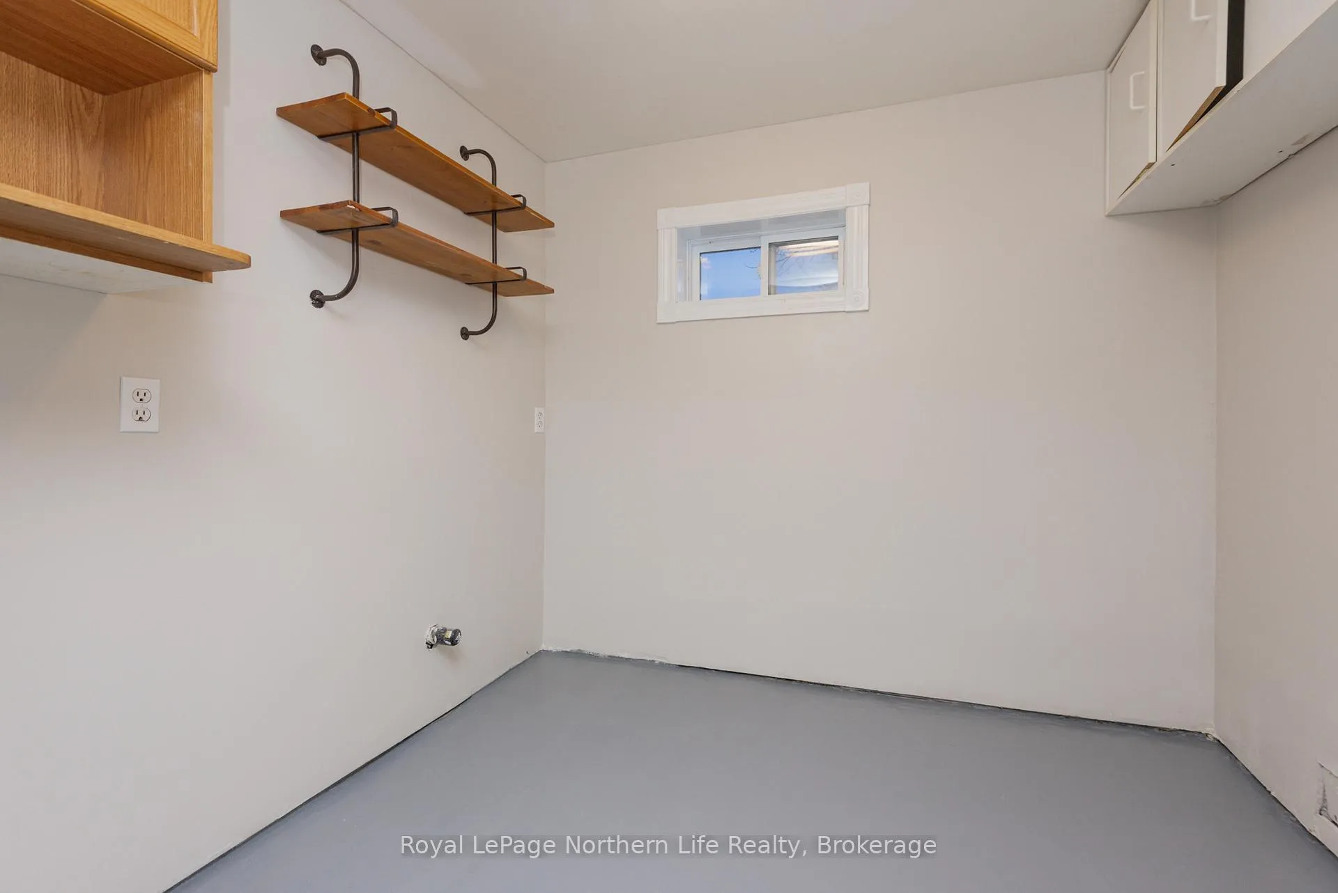 Photo 23 of 1631 Cholette Street, North Bay, Birchaven — HOMEH
