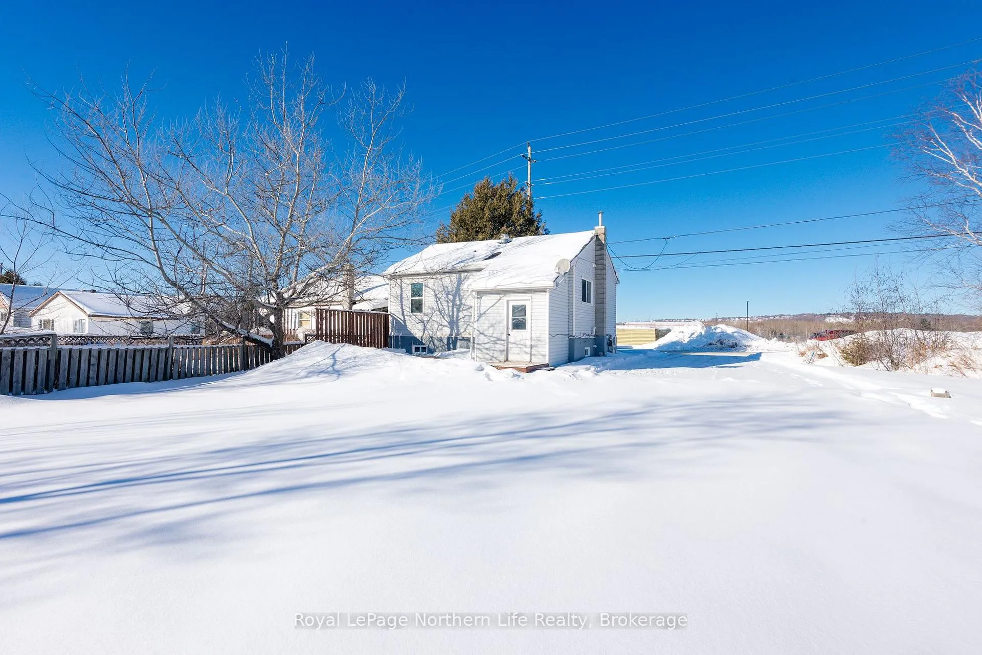 Photo 26 of 1631 Cholette Street, North Bay, Birchaven — HOMEH