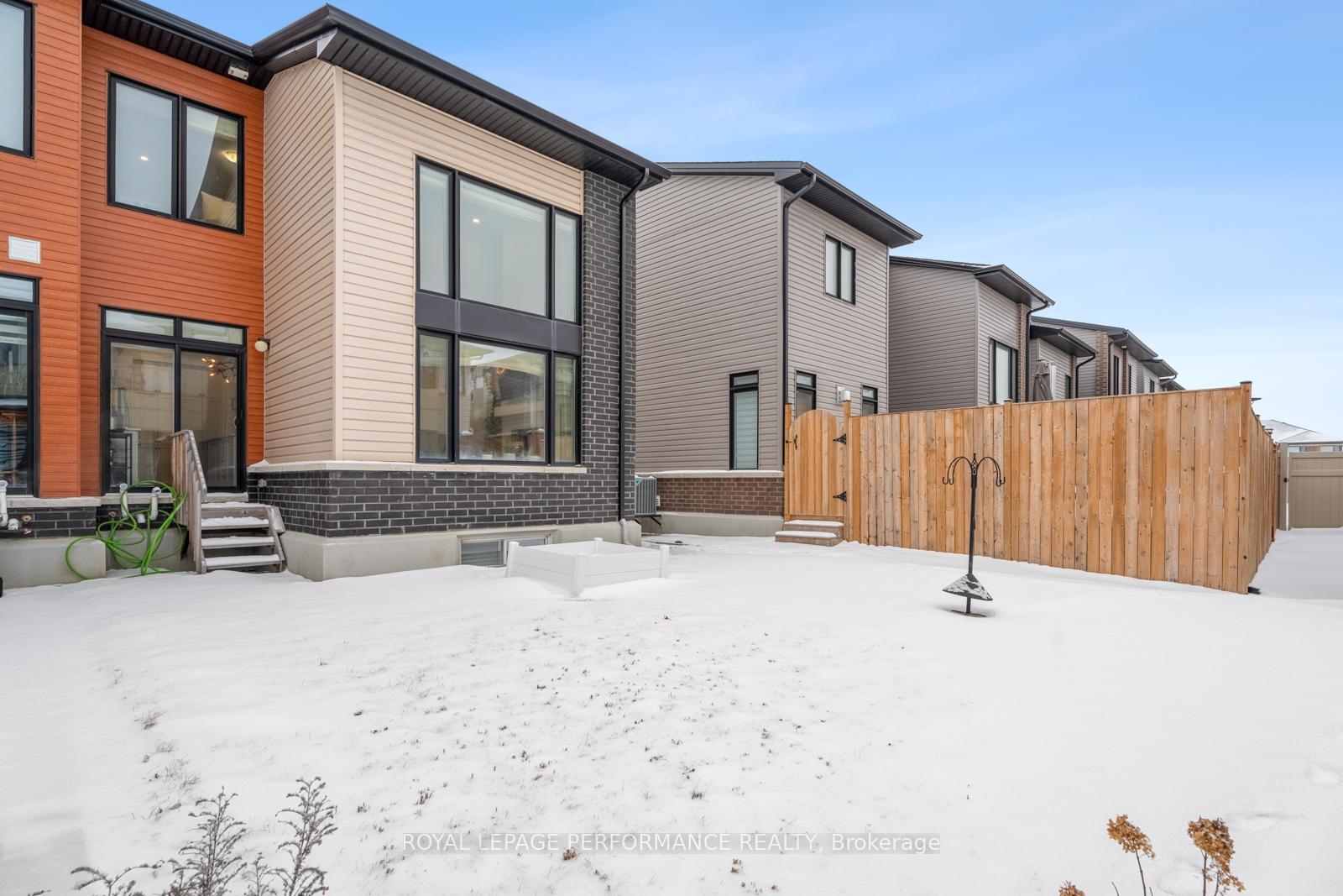 Photo 32 of 333 Wabasso Lane, Ottawa, Leitrim — HOMEH