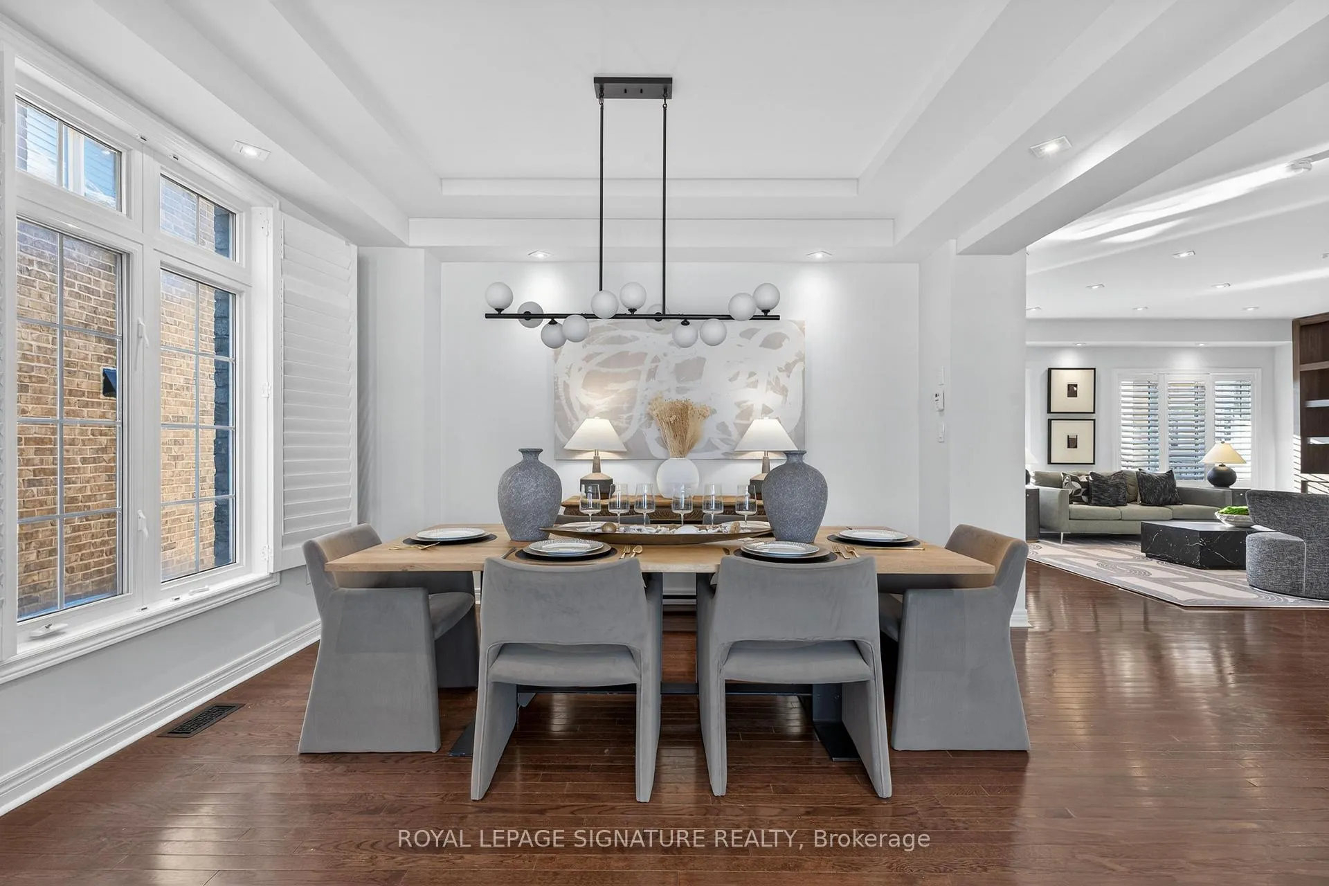 Photo 9 of 34 Gesher Crescent, Vaughan, Patterson — HOMEH